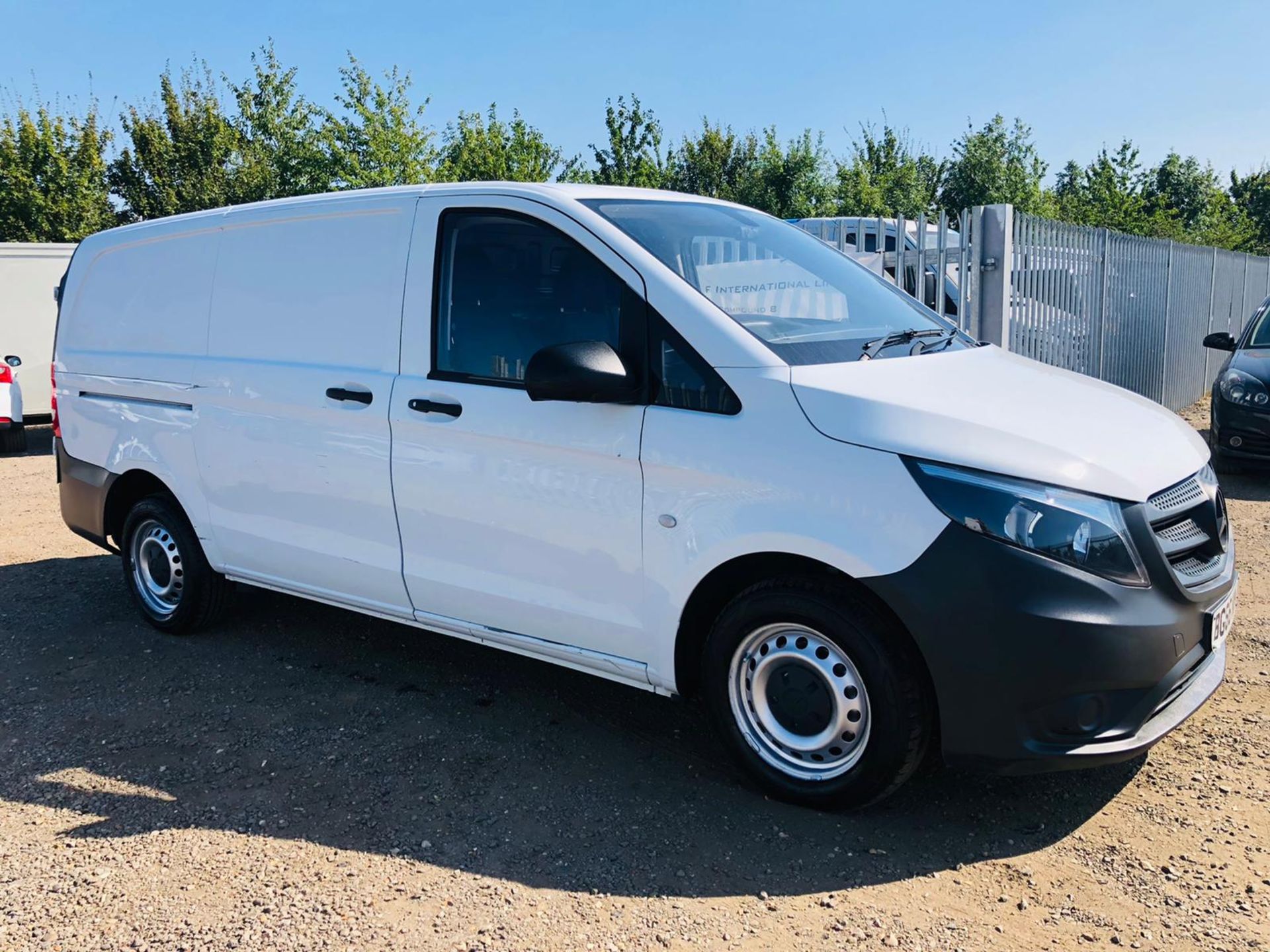 Mercedes-Benz Vito 1.6 CDI 109 Long 2016 '66 Reg' - Panel Van - Sat Nav - Euro 6 - ULEZ Compliant