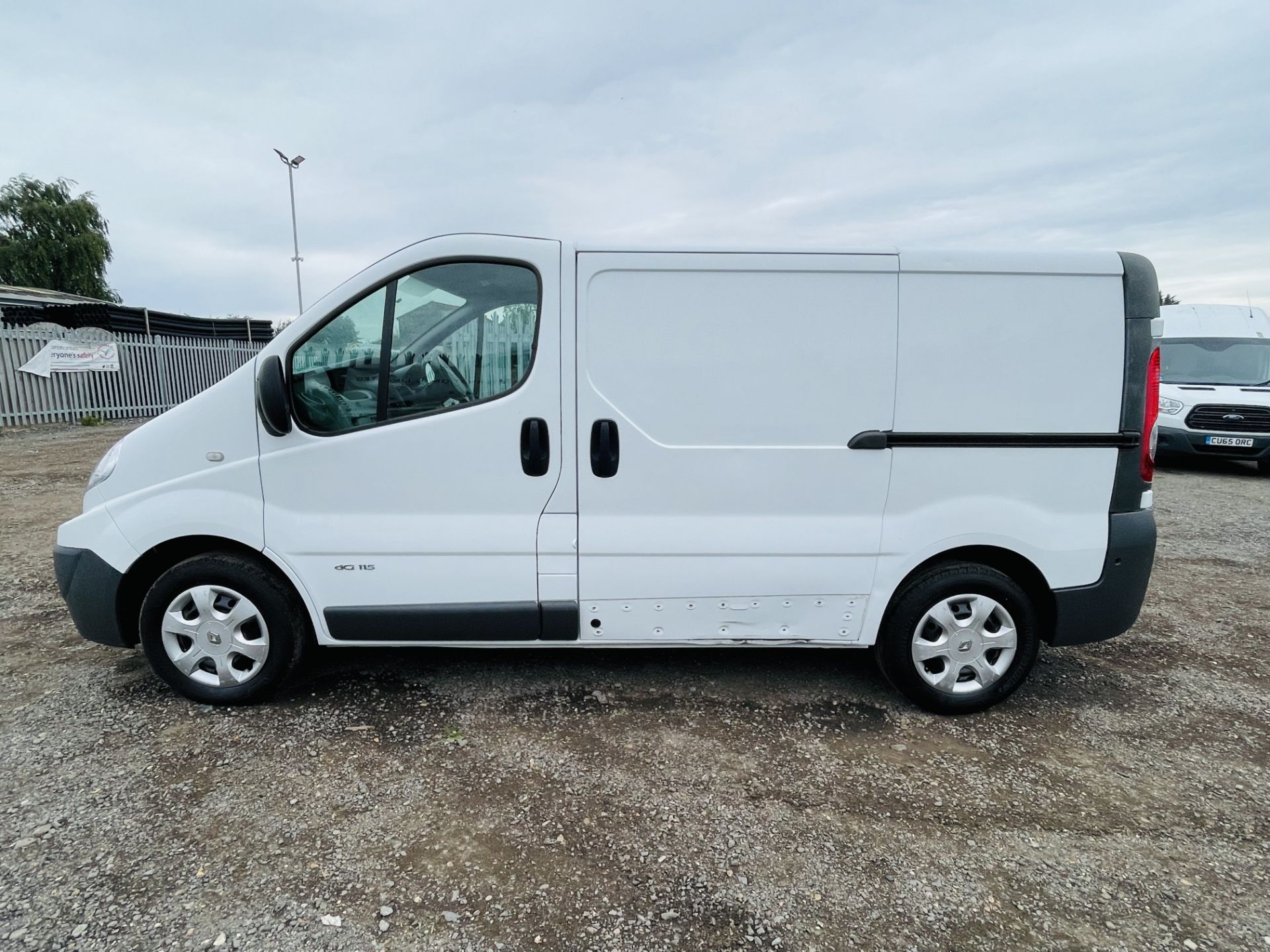 Renault Trafic SL27 2.0 DCI 2015 '64 Reg' 3 Seats - Panel Van - LCV - Image 6 of 19