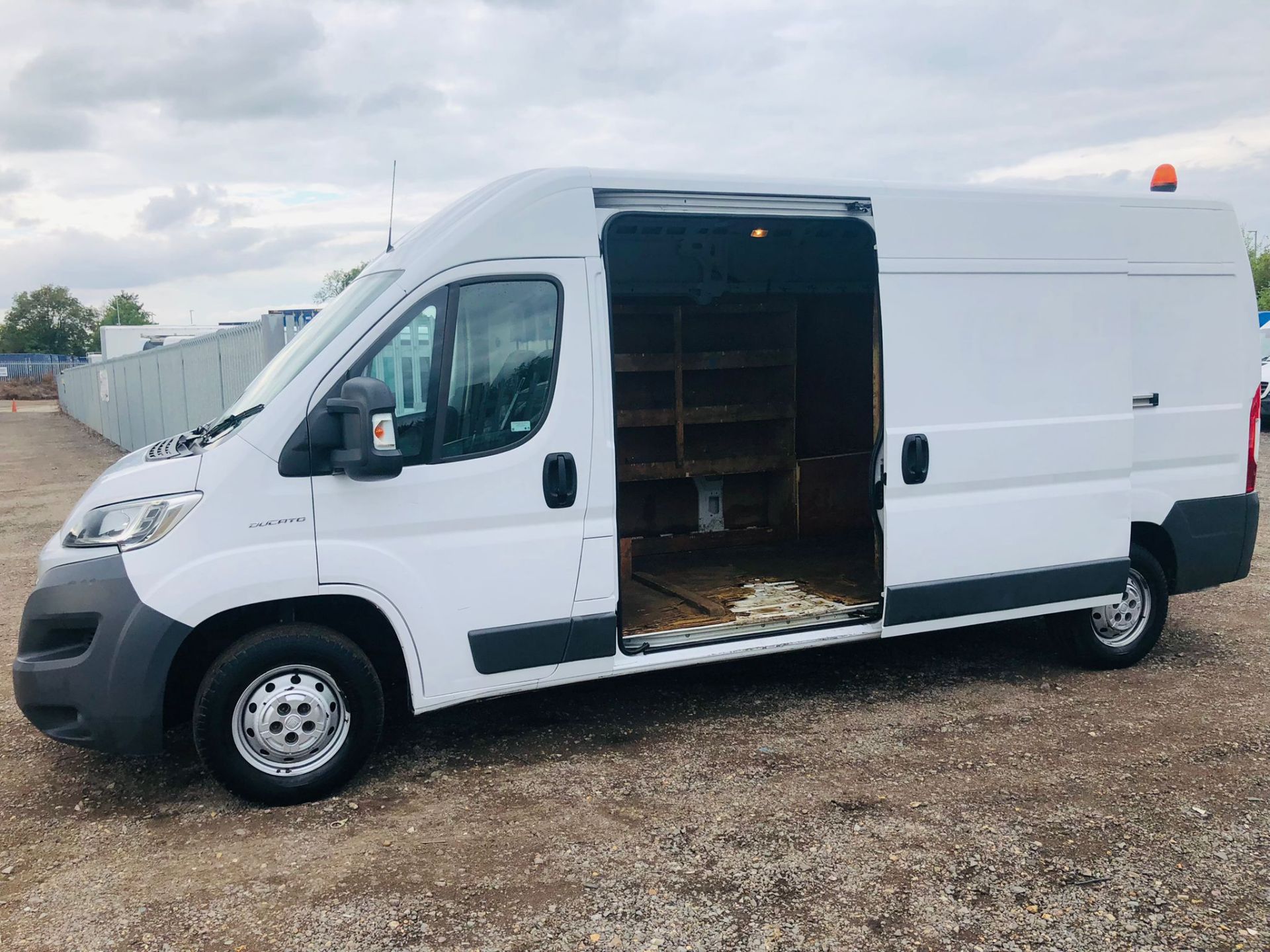 ** ON SALE ** Fiat Ducato 2.3 Multi-Jet 130 L3 H2 S/S 2017 '17 Reg' Euro 6b - ULEZ Compliant - - Image 8 of 13