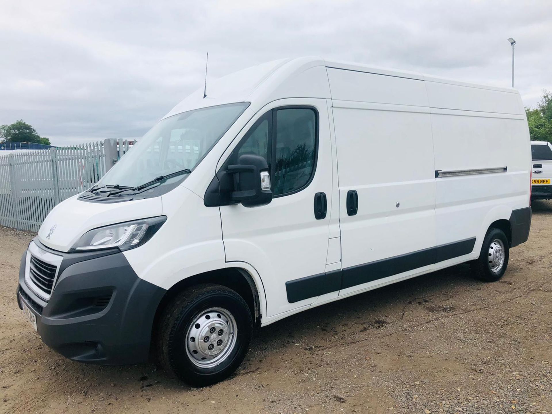 Peugeot Boxer 335 2.2 HDI L3 H2 2015 '15 Reg' - Panel Van - LCV - Image 3 of 16