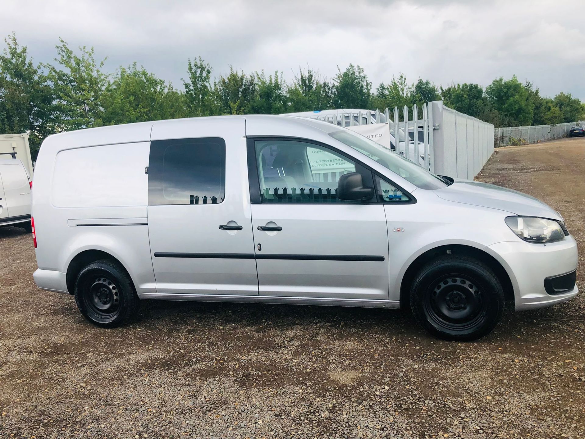 Volkswagen Caddy 1.6 TDI Maxi C20 Combi Dualiner 5 seats 2012 '62 Reg' Air Con - Panel van - Image 6 of 15