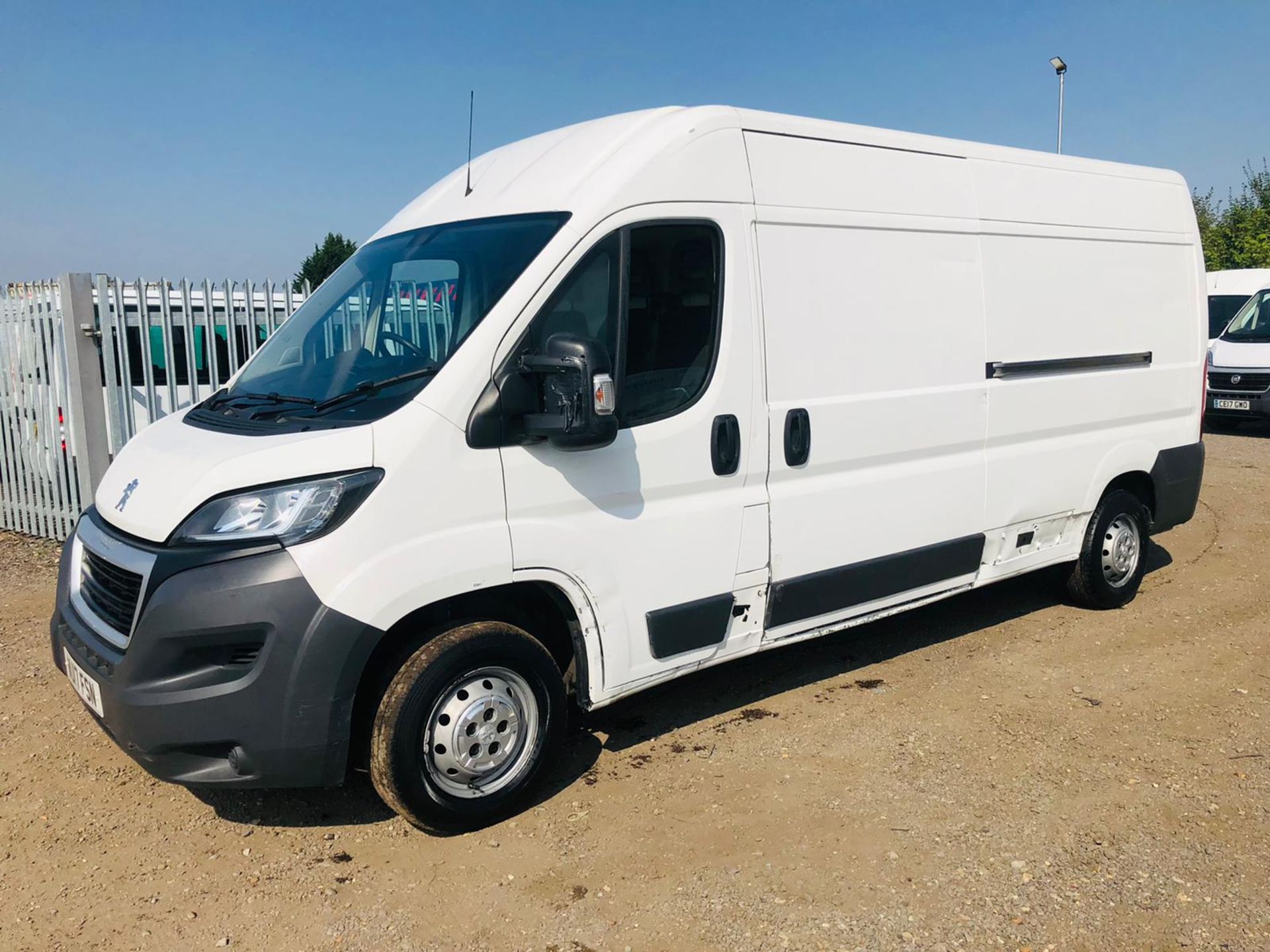 ** ON SALE ** Peugeot Boxer 2.0 Blue Hdi L3 H2 Professional 2017 '17 Reg' Euro 6B -ULEZ Compliant - - Image 3 of 15