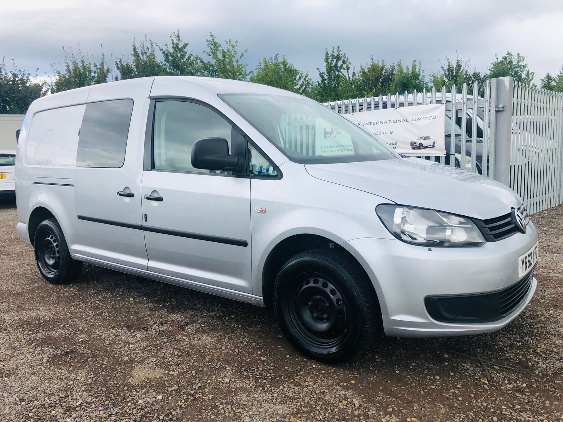 Volkswagen Caddy 1.6 TDI Maxi C20 Combi Dualiner 5 seats 2012 '62 Reg' Air Con - Panel van