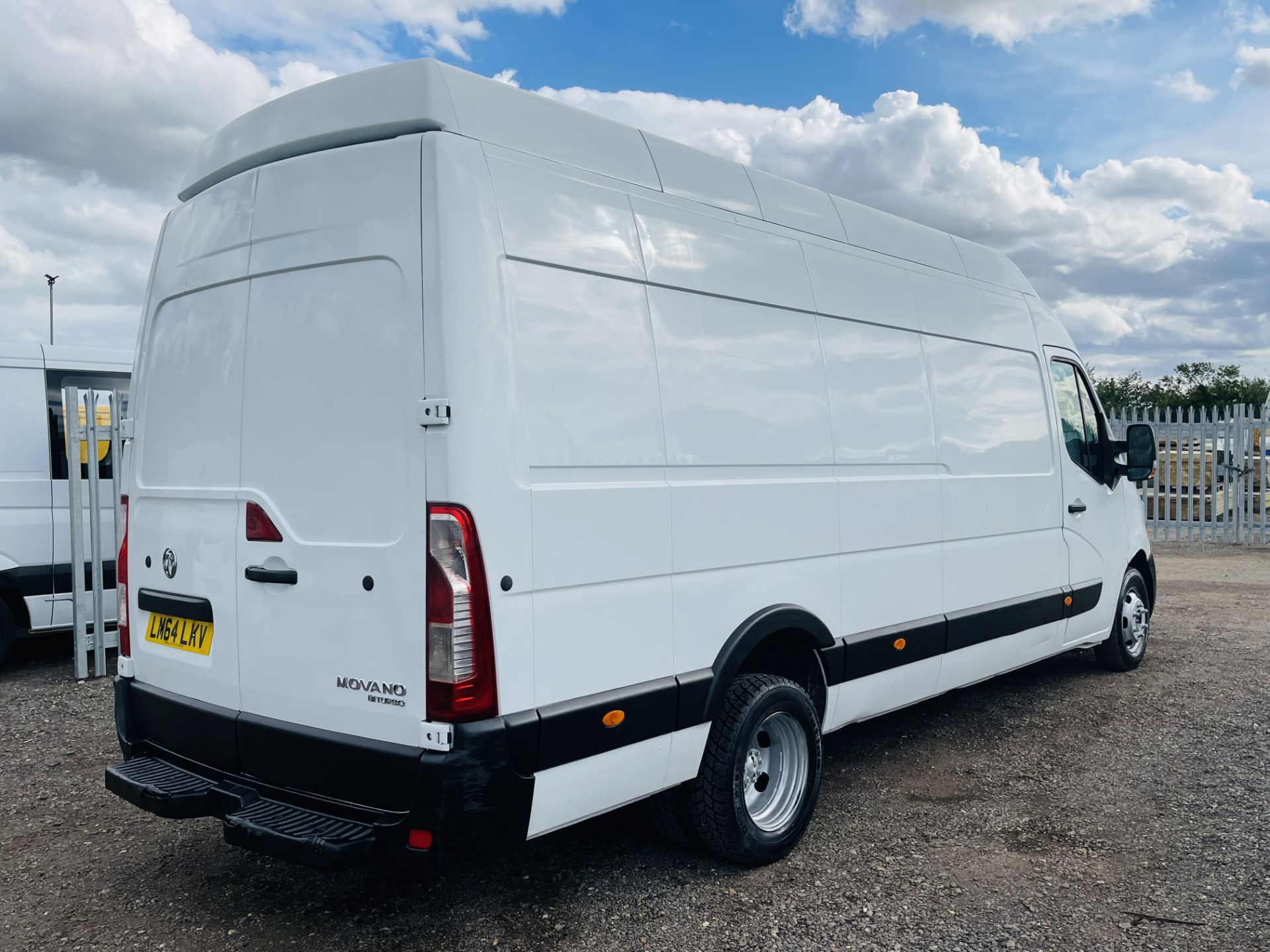 ** ON SALE ** Vauxhall Movano R4500 L4 H3 2.3 CDTI S/S 2014 '64 Reg' Twin Rear Axle - - Image 15 of 21