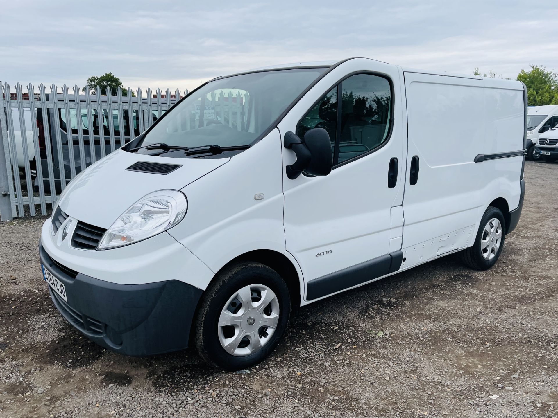 Renault Trafic SL27 2.0 DCI 2015 '64 Reg' 3 Seats - Panel Van - LCV - Image 6 of 19