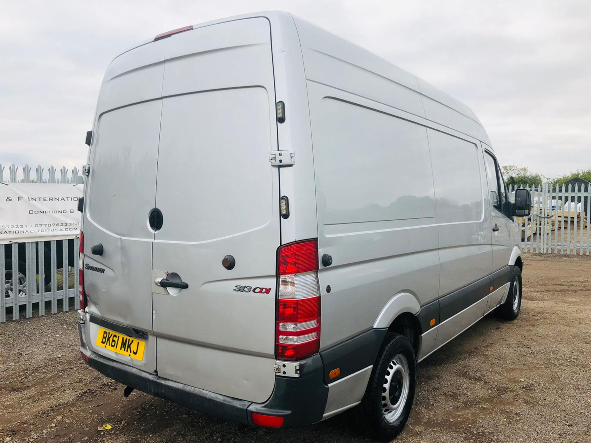 Mercedes-Benz Sprinter 2.1 313 CDI L2 H3 2011 ' 61 Reg' - Metallic Silver - Panel Van - Image 8 of 25