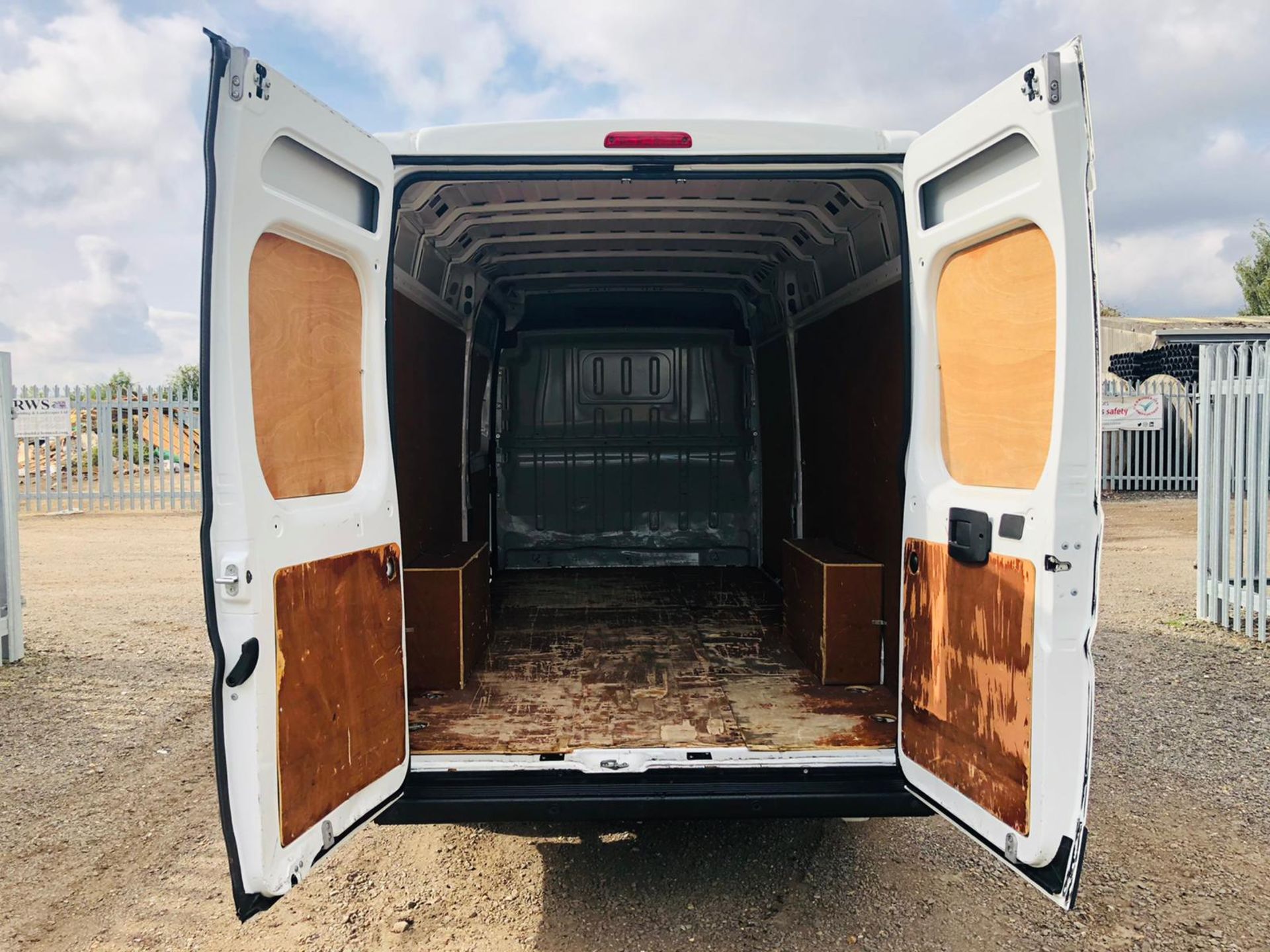 Citroen Relay 2.0 BlueHDI L4 H2 2018 '18 Reg' Air Con - Panel Van - Extra Long wheel Base - Image 12 of 27