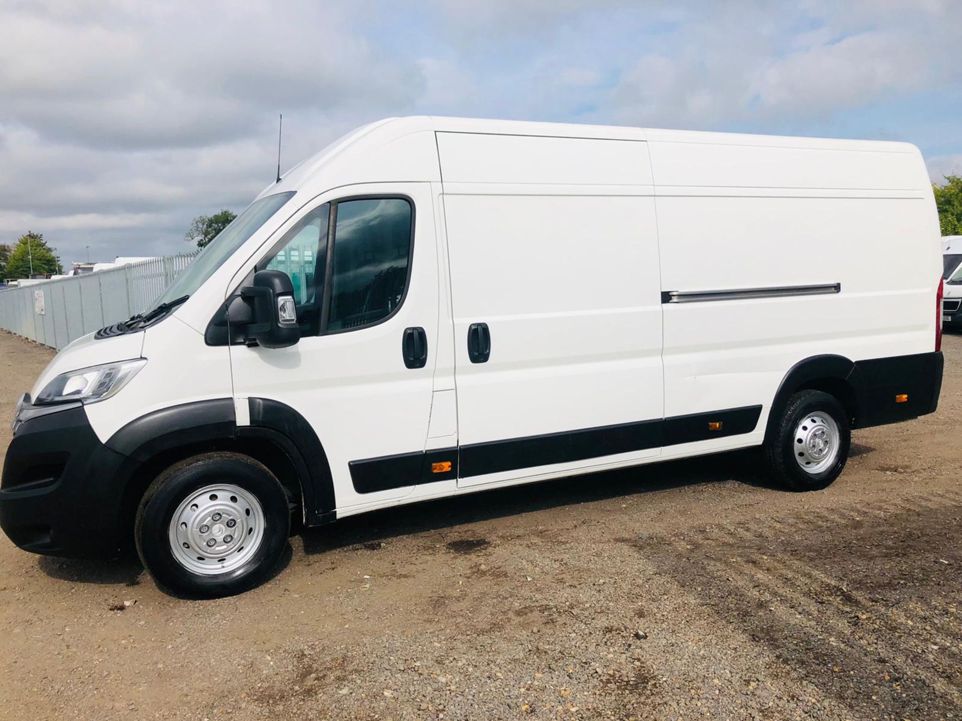 Citroen Relay 2.0 BlueHDI L4 H2 2018 '18 Reg' Air Con - Panel Van - Extra Long wheel Base - Image 7 of 27