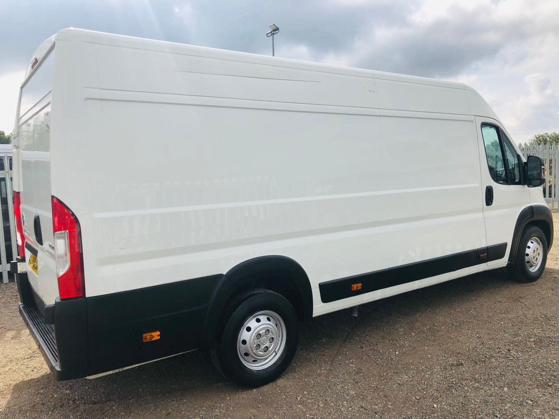 Citroen Relay 2.0 BlueHDI L4 H2 2018 '18 Reg' Air Con - Panel Van - Extra Long wheel Base - Image 15 of 27