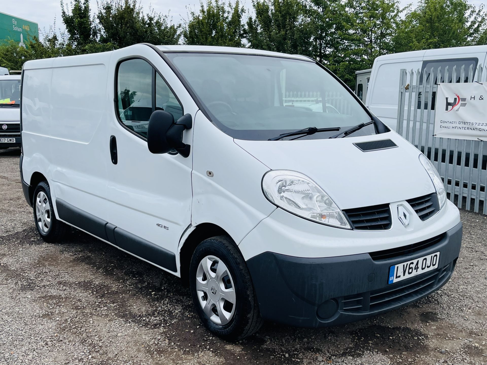 Renault Trafic SL27 2.0 DCI 2015 '64 Reg' 3 Seats - Panel Van - LCV