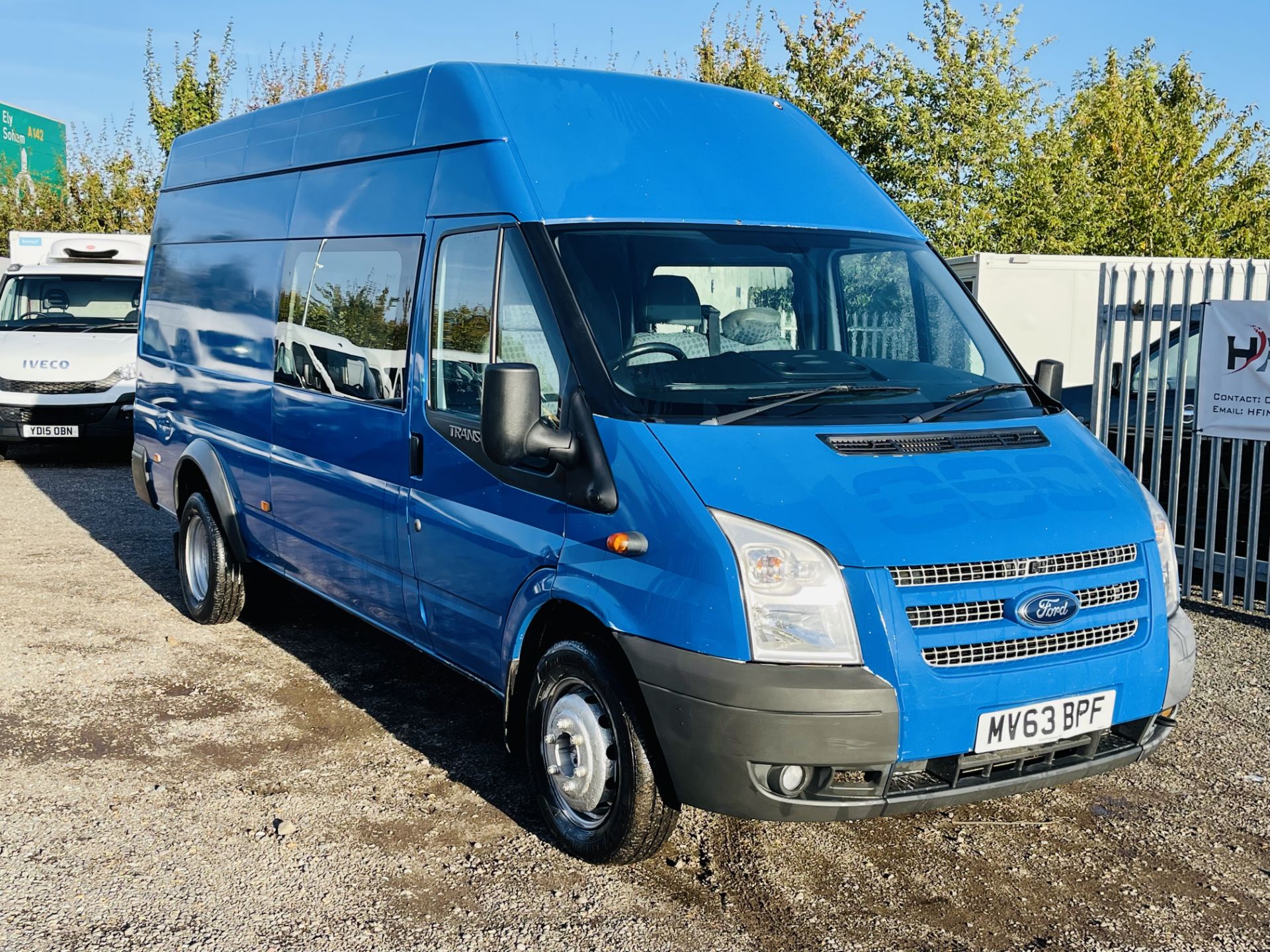 Ford Transit 2.2 TDCI T460 155 RWD 2013 **Crew-van** '63 Reg' L4 H3 - Twin Rear Axle ** Rare ** - Image 2 of 25