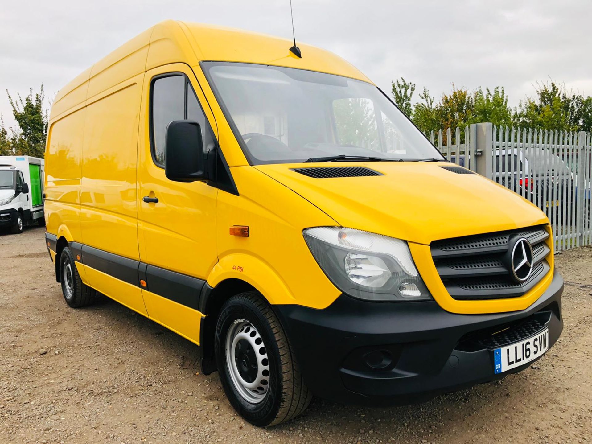 ** ON SALE ** Mercedes-Benz Sprinter 2.1 313 CDI L2 H3 2016 '16 Reg' Air Con - Cruise Control