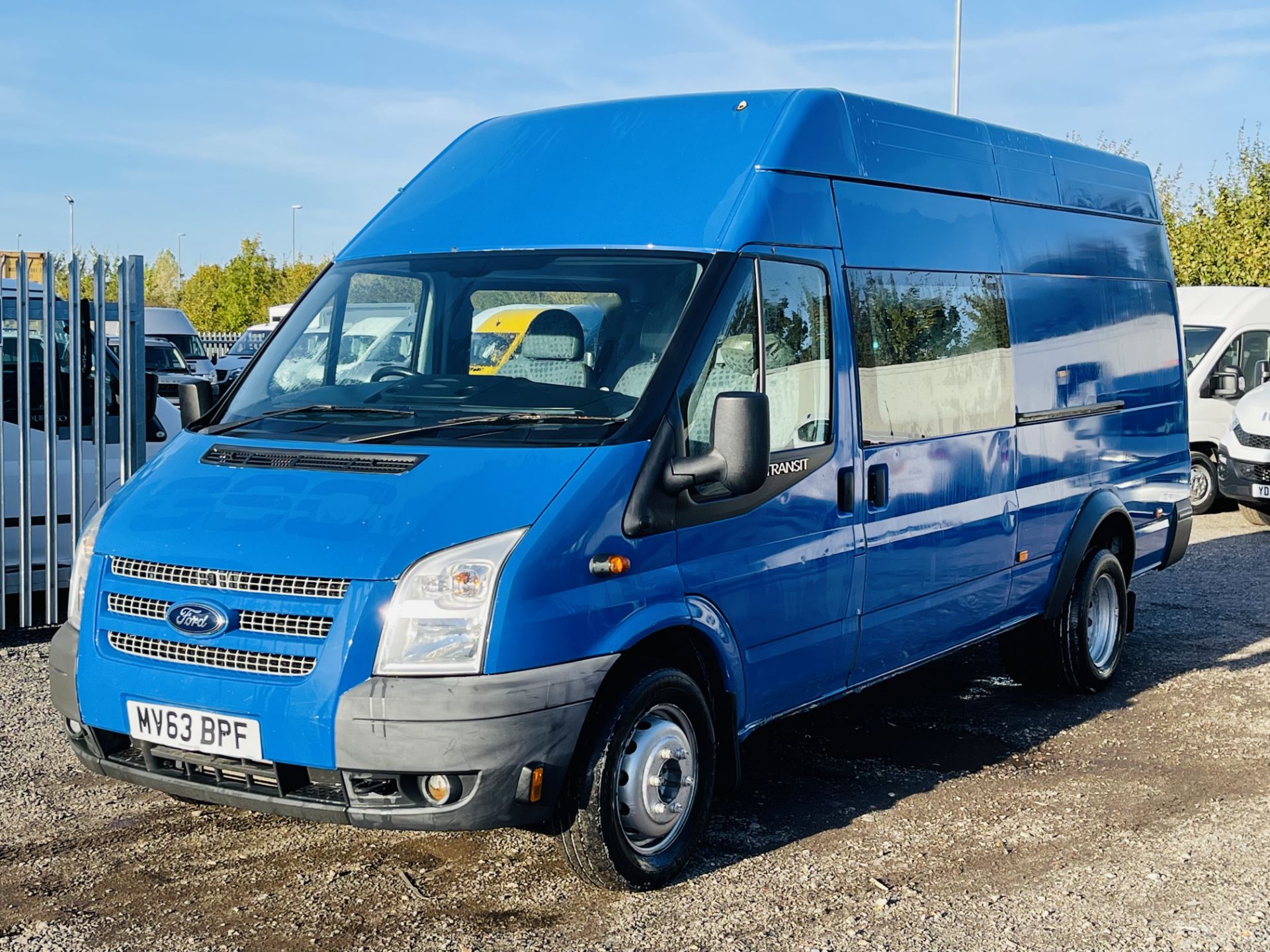 Ford Transit 2.2 TDCI T460 155 RWD 2013 **Crew-van** '63 Reg' L4 H3 - Twin Rear Axle ** Rare ** - Image 5 of 25