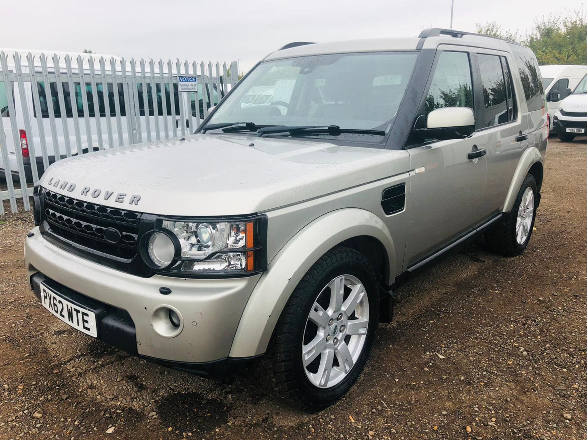 **ON SALE** Land Rover Discovery 4 3.0 SDV6 255 Command Shift Auto 2012 '62 Reg' Sat Nav - Air con - Image 5 of 33