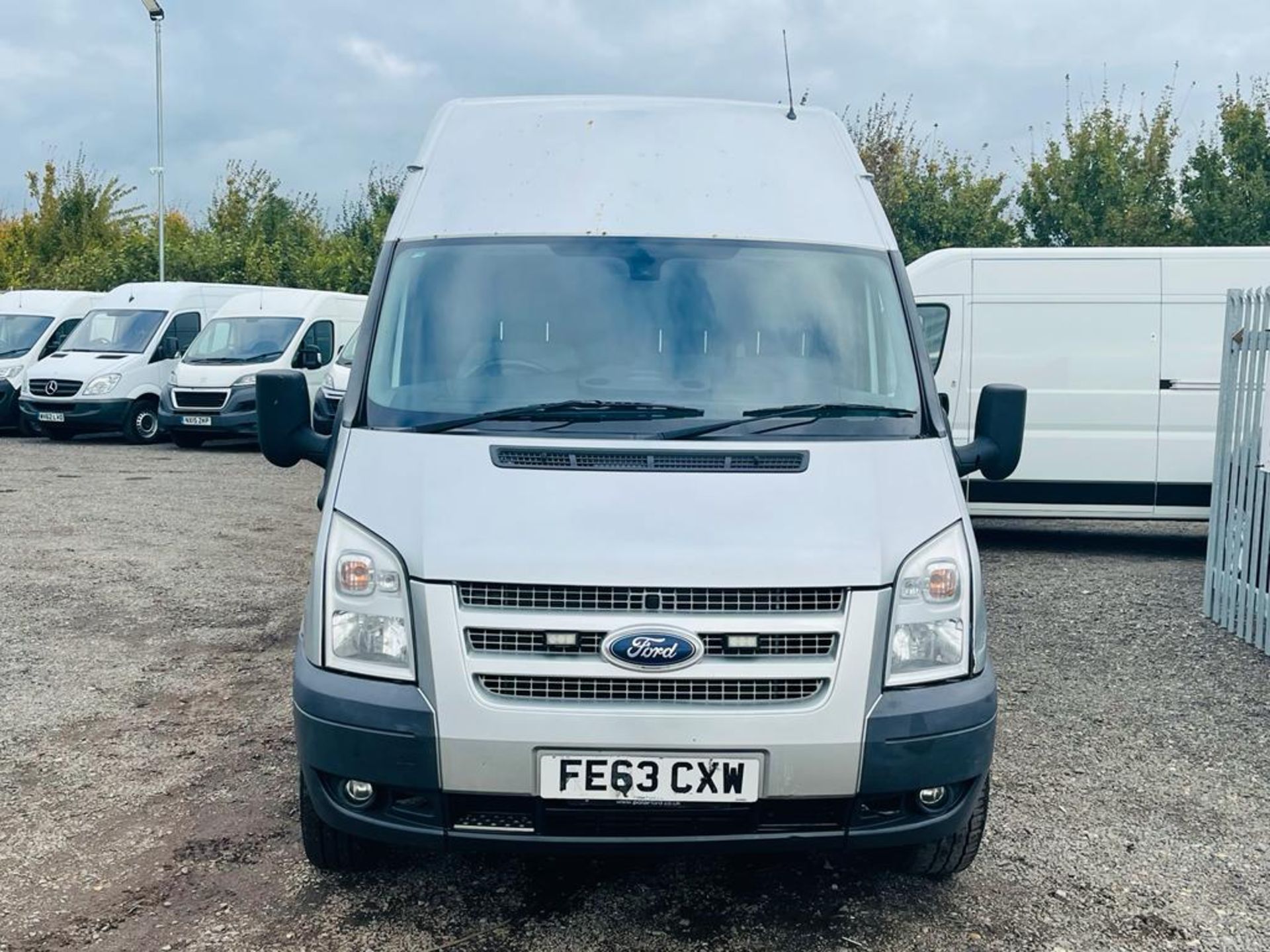 **ON SALE** Ford Transit 2.2 TDCI 125 T350 **Trend** L3 H3 2013 '63 Reg' Cruise control - Image 4 of 23