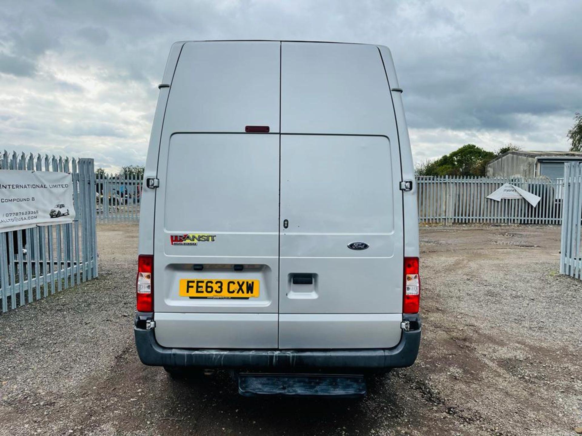 **ON SALE** Ford Transit 2.2 TDCI 125 T350 **Trend** L3 H3 2013 '63 Reg' Cruise control - Image 9 of 23