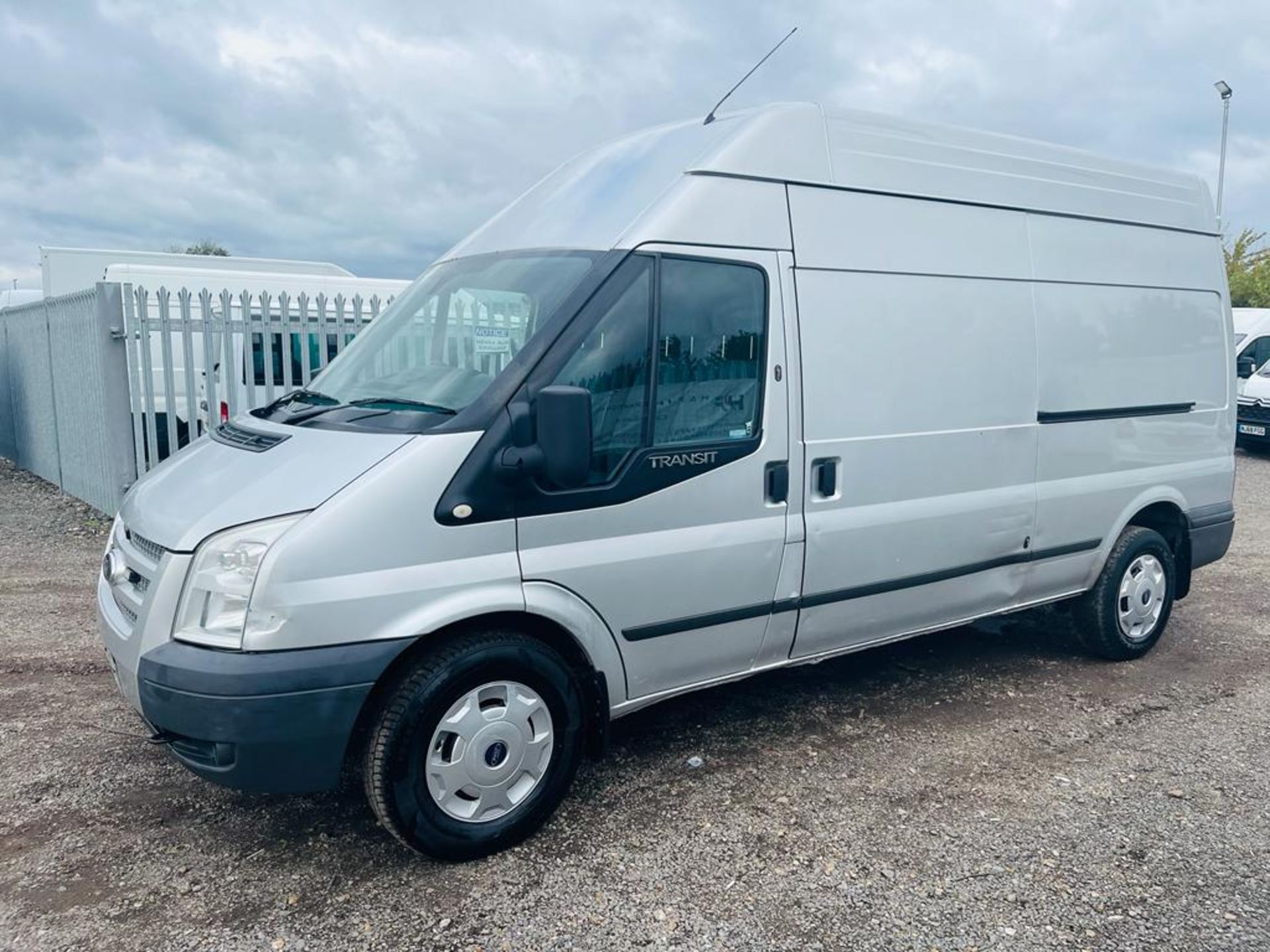 **ON SALE** Ford Transit 2.2 TDCI 125 T350 **Trend** L3 H3 2013 '63 Reg' Cruise control - Image 6 of 23