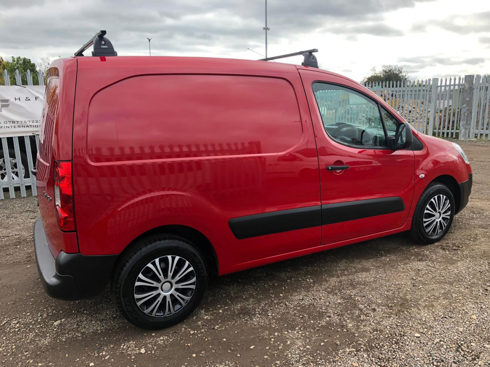 ** ON SALE ** Citreon Berlingo LX 625 1.6 HDI 75 2011 '11 Reg' Panel Van - Elec Pack - Image 12 of 21