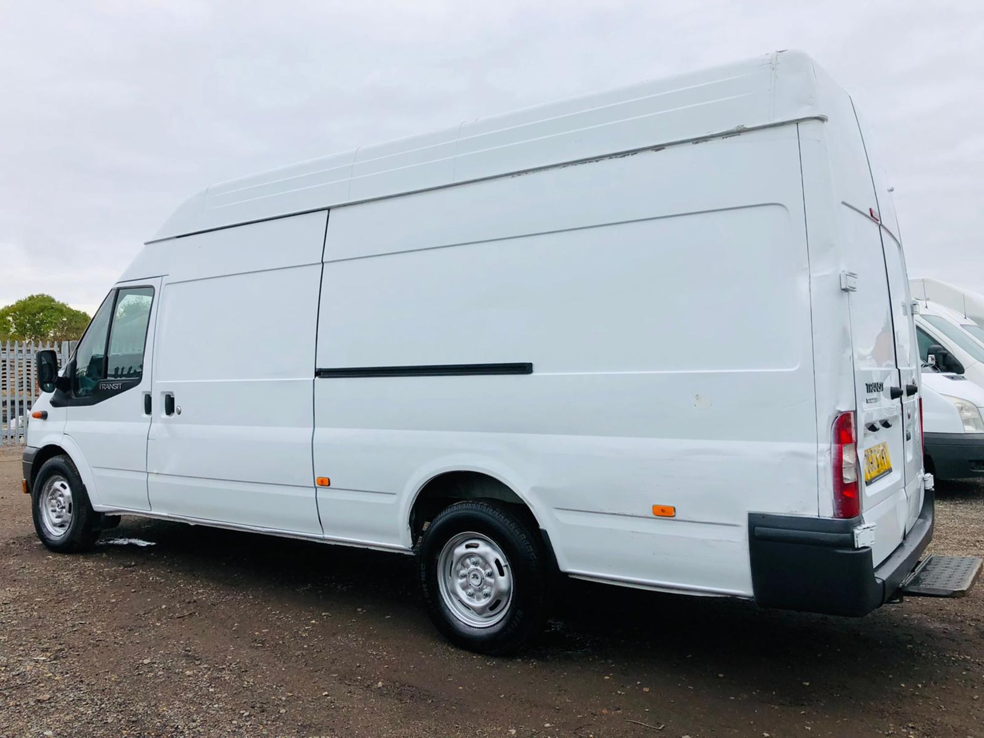 Ford Transit 125 2.2 TDCI T350 Jumbo RWD L4 H3 2013 '63 Reg' Panel Van - Extra Long Wheel base - Image 13 of 34