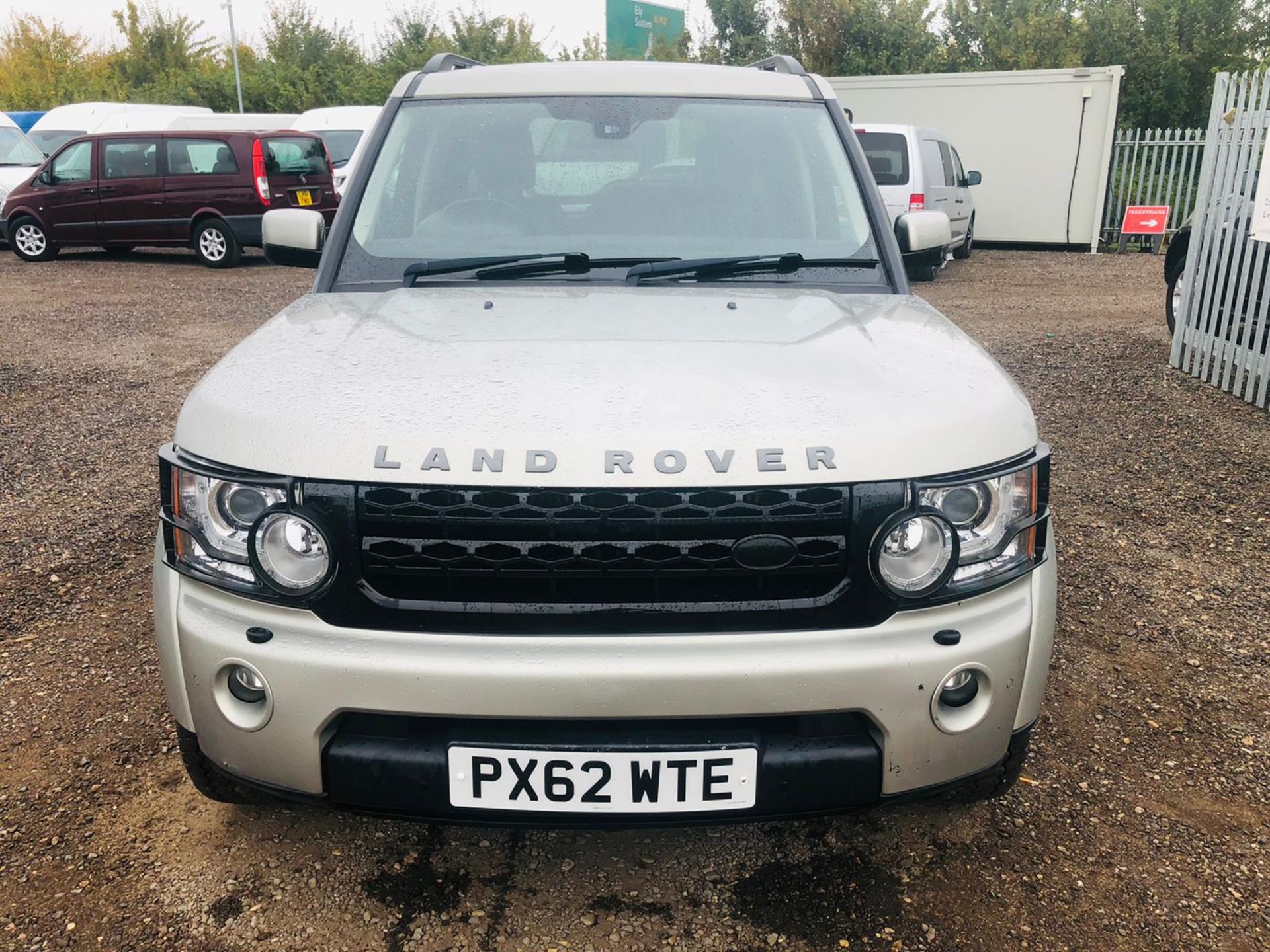 **ON SALE** Land Rover Discovery 4 3.0 SDV6 255 Command Shift Auto 2012 '62 Reg' Sat Nav - Air con - Image 7 of 33