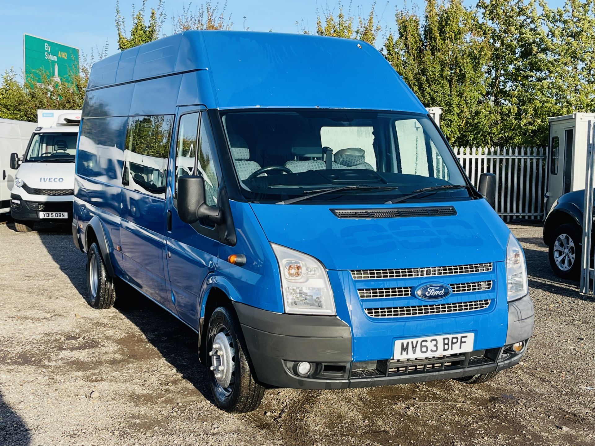 Ford Transit 2.2 TDCI T460 155 RWD 2013 **Crew-van** '63 Reg' L4 H3 - Twin Rear Axle ** Rare ** - Image 3 of 25