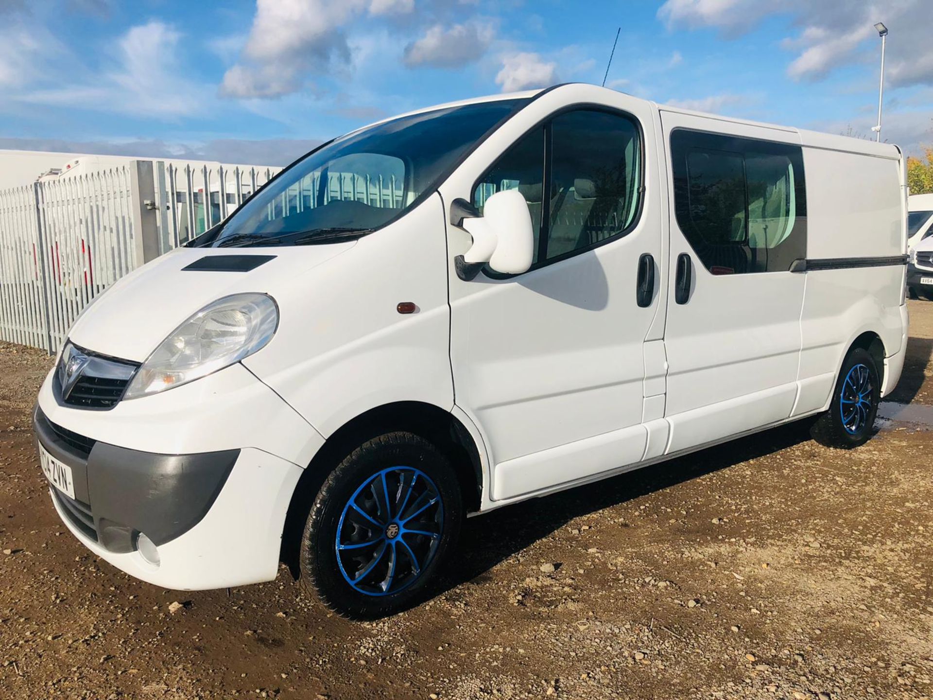 ** ON SALE **Vauxhall Vivaro 2.0 CDTI 2900 Sportive LWB 'Crew-Van' 2014 '14 Reg' Air Con - No Vat - Image 4 of 25