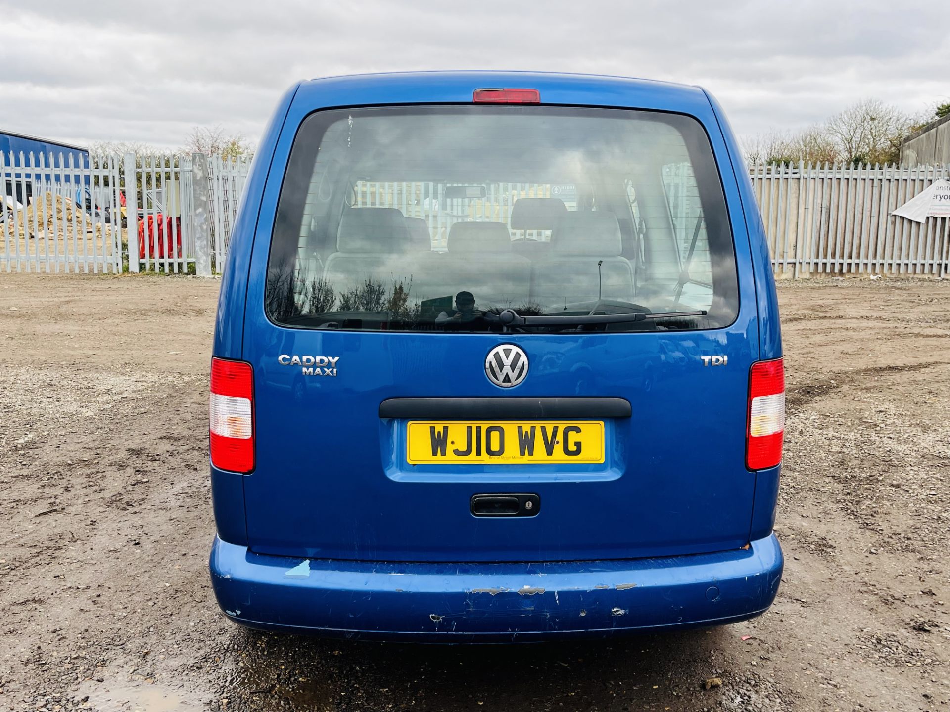 ** ON SALE ** Volkswagen Caddy Maxi Life 1.9 TDI *MPV* 2010 '10 Reg' Air Con - 5 Seats - No Vat - Image 17 of 26