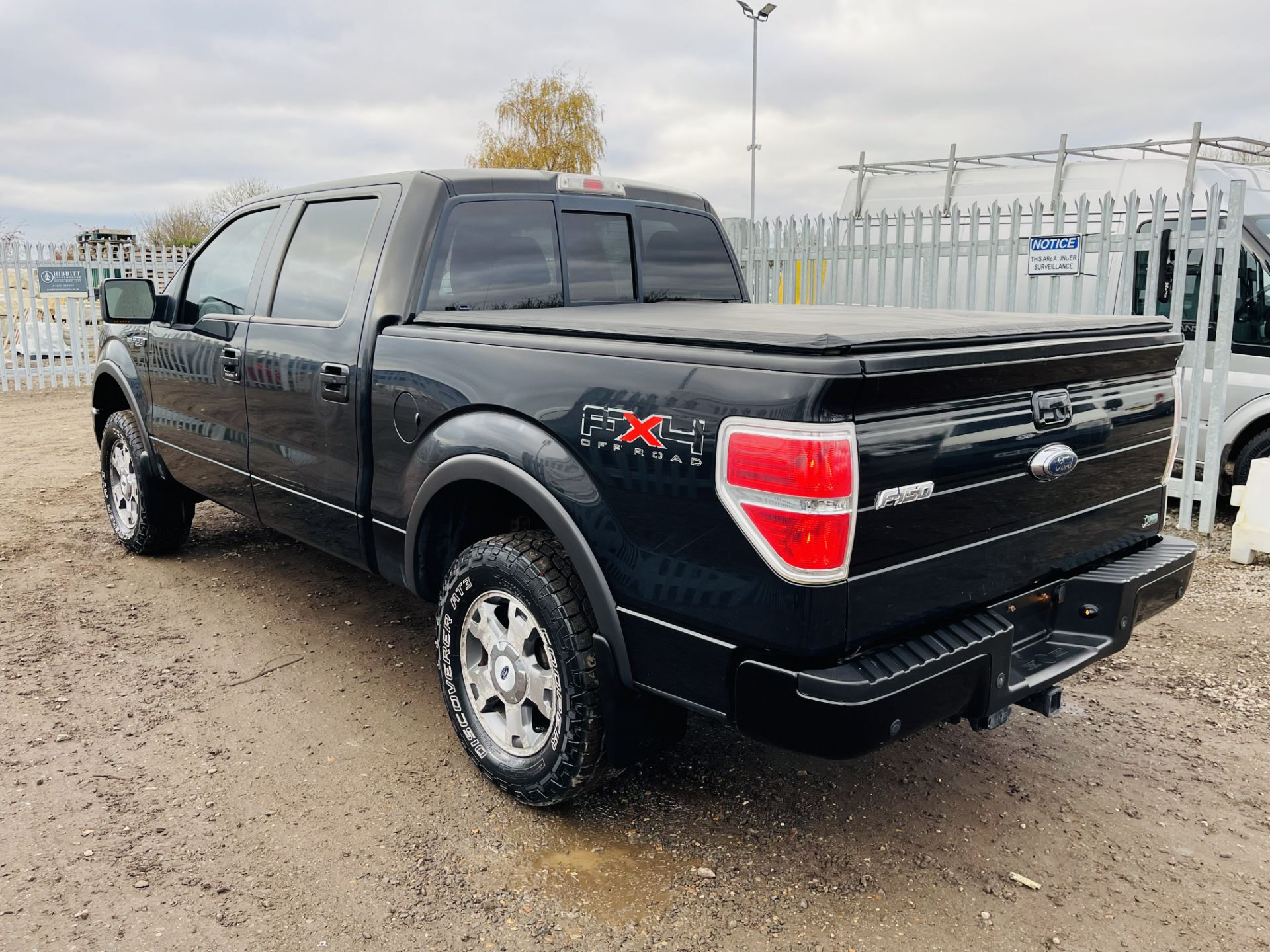 Ford F-150 5.4L V8 CrewCab 4WD FX4 Edition '2010 Year' Colour Coded Package - Top Spec - Image 6 of 24