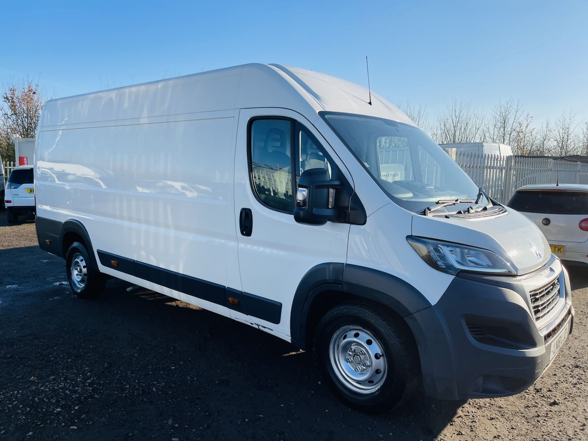 Peugeot Boxer 2.0 Blue130 HDI L4 H2 Professional 2018 '18 Reg' A/C - Sat Nav - Extra Long wheel base - Image 18 of 22