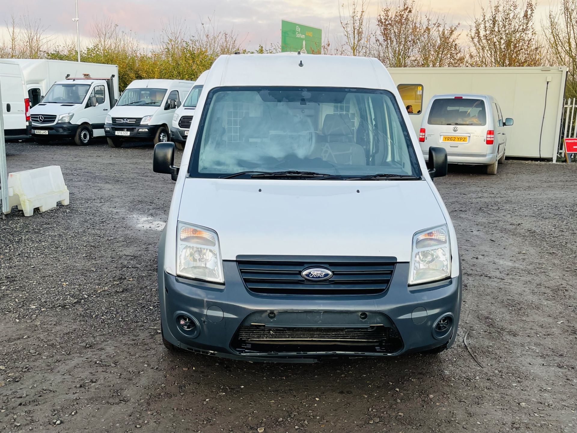 Ford Transit connect 1.8 TDCI LWB High Roof 2013 '13 Reg' A/C Elec pack - Image 3 of 21