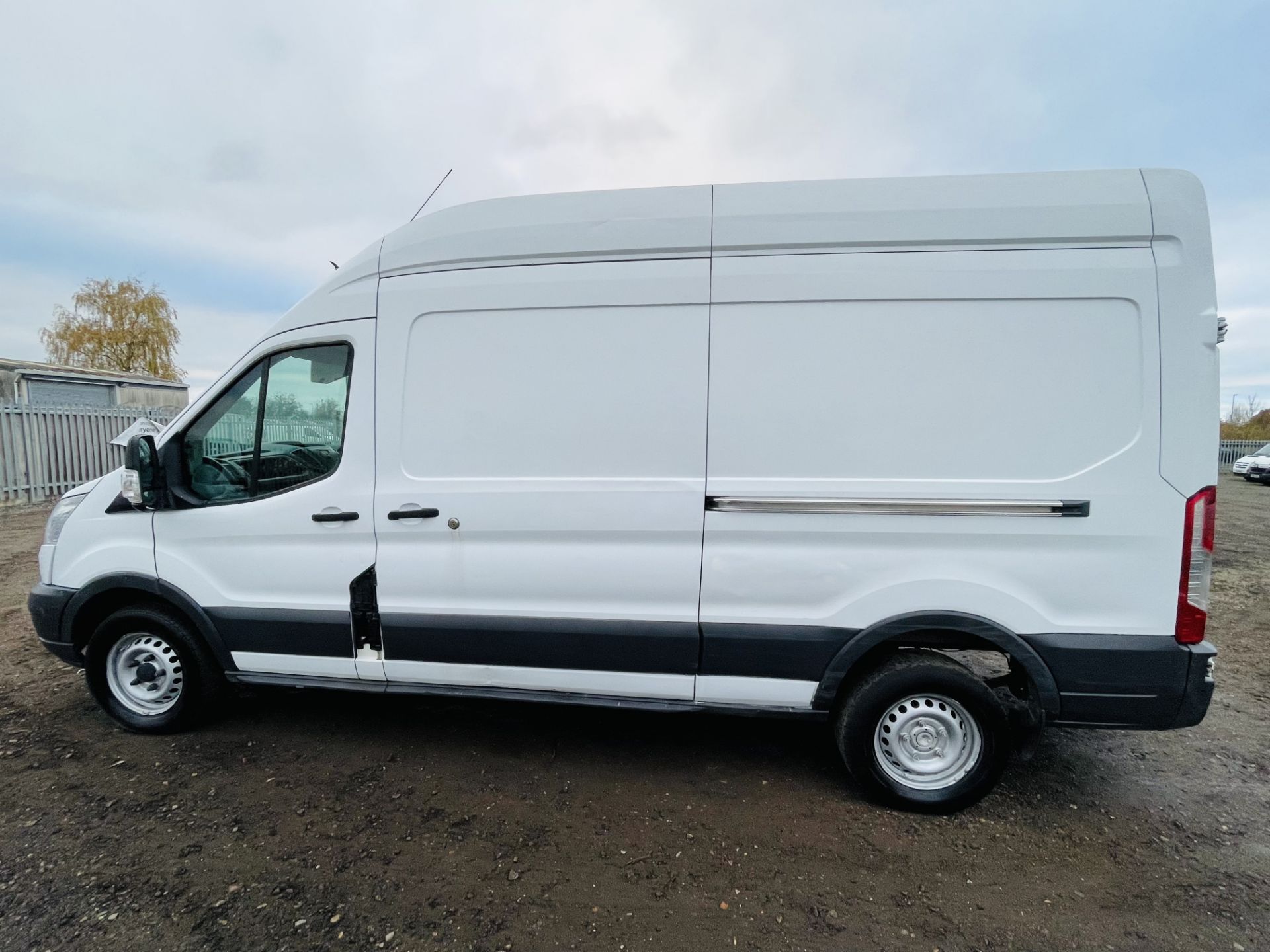 Ford Transit 2.2 TDCI T350 L3 H3 2015 '65 Reg' - Panel van - Long Wheel Base - Bluetooth Handsfree - Image 10 of 23