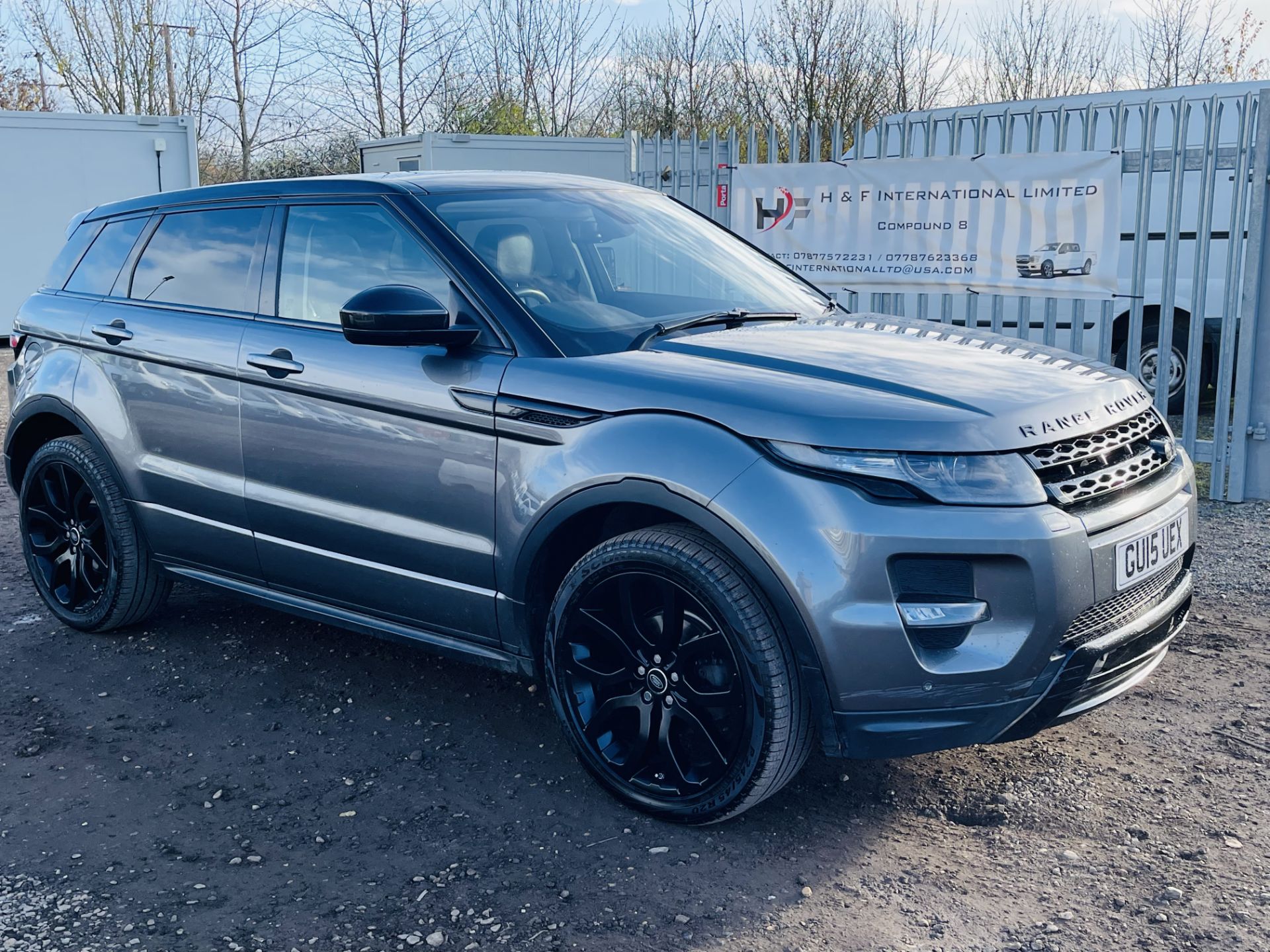 Range Rover Evoque Dynamic 2.2 SD4 4WD Commandshift 2015 '15 Reg' Sat Nav - Panoramic Roof - Image 15 of 38