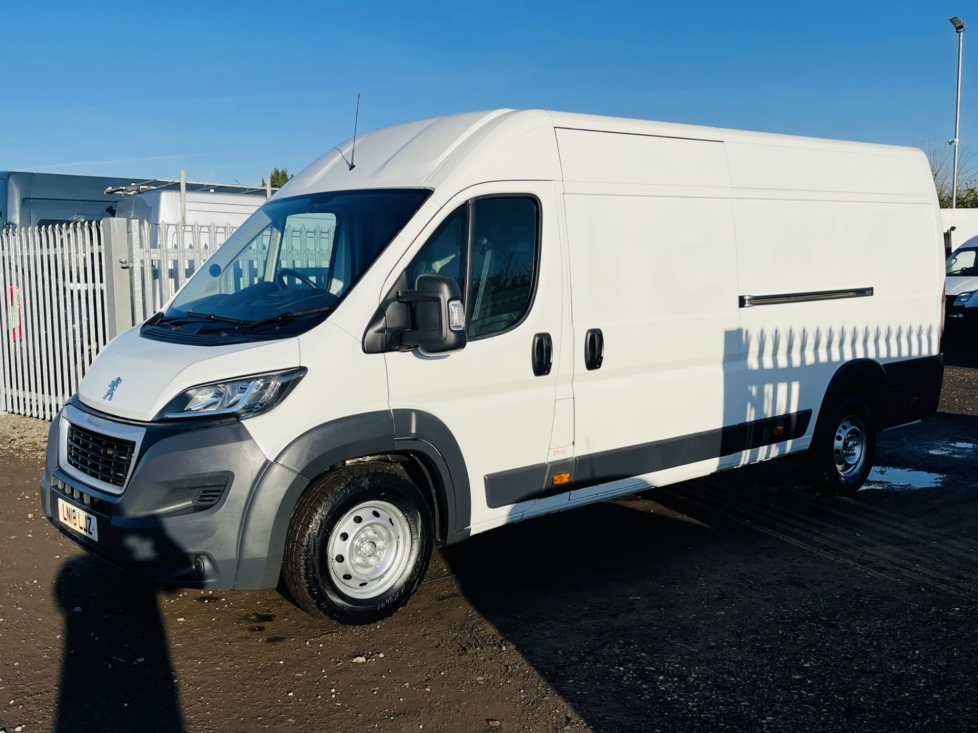 Peugeot Boxer 2.0 Blue130 HDI L4 H2 Professional 2018 '18 Reg' A/C - Sat Nav - Extra Long wheel base - Image 6 of 22