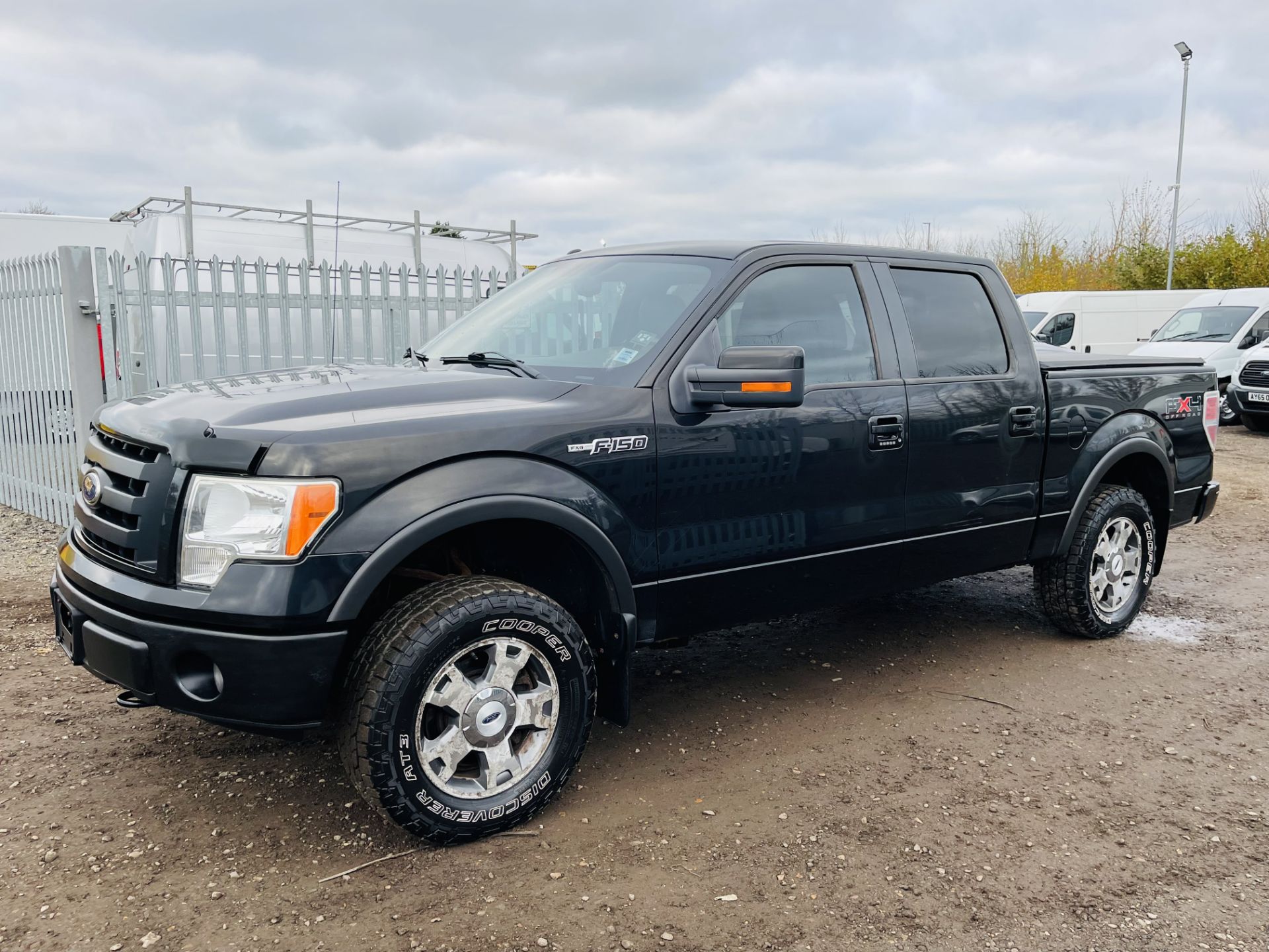 Ford F-150 5.4L V8 CrewCab 4WD FX4 Edition '2010 Year' Colour Coded Package - Top Spec - Image 2 of 24