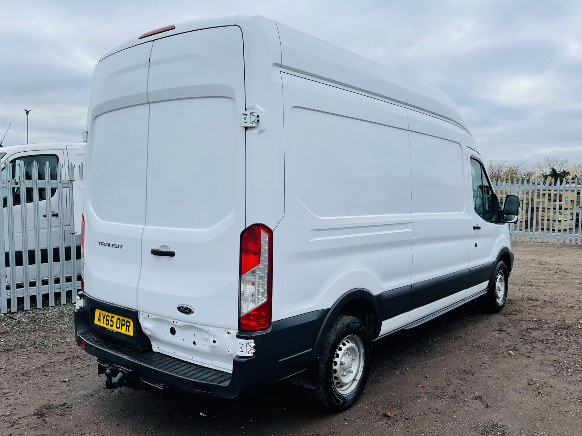 ** ON SALE ** Ford Transit 2.2 TDCI T350 L3 H3 2015 '65 Reg' Sat Nav - Panel Van - LCV - Image 12 of 21