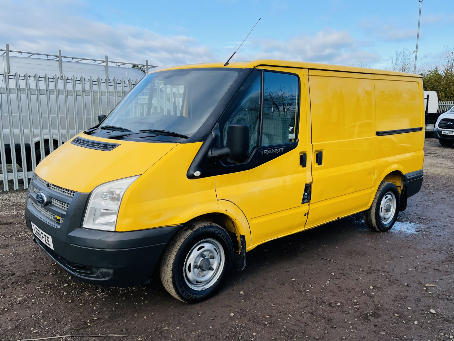 Ford Transit 2.2 TDCI 125 T300 L1 H1 FWD 2011 '61 Reg' Air Con - Elec Pack - No Vat Save 20% - Image 5 of 19