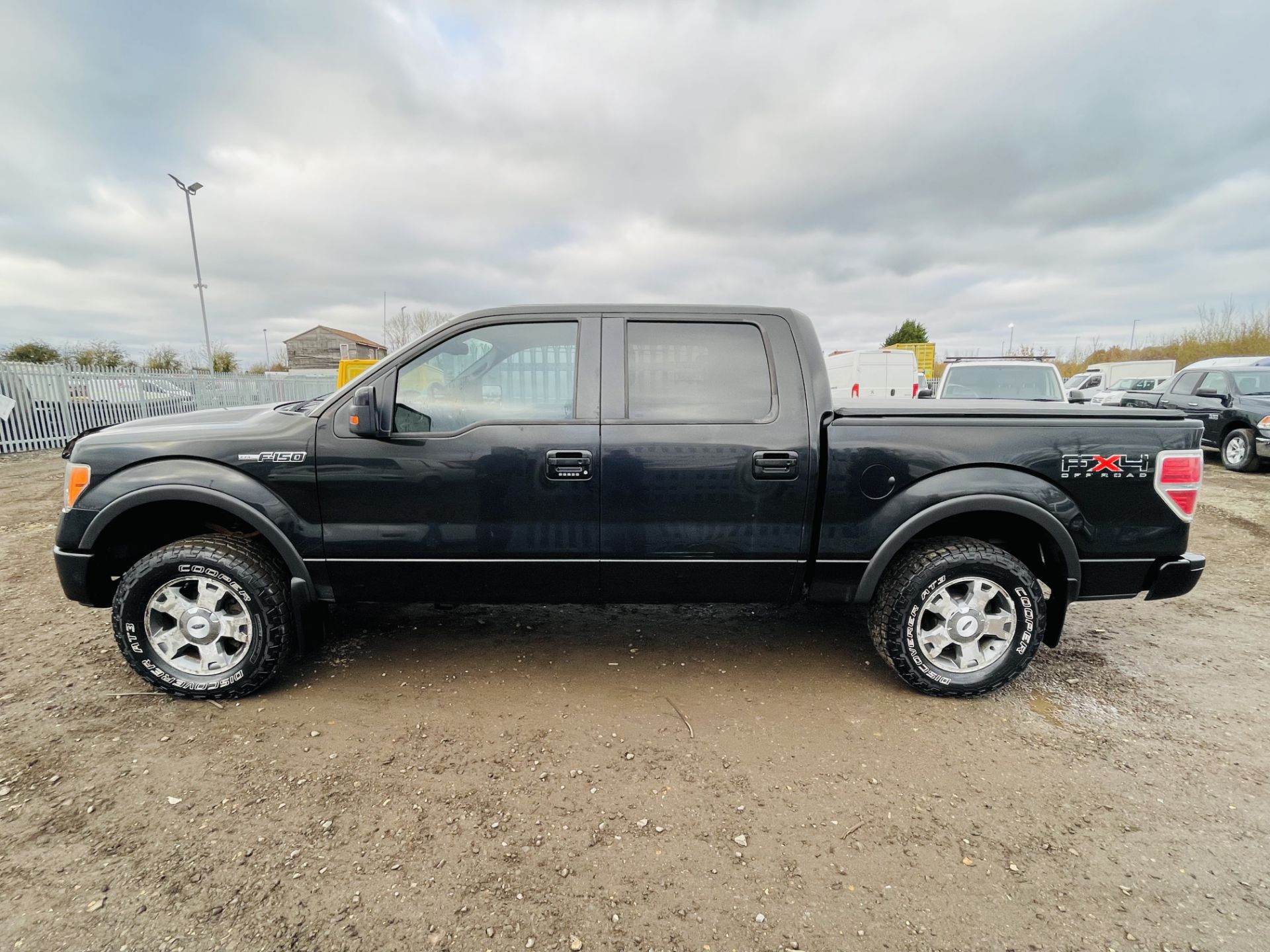 Ford F-150 5.4L V8 CrewCab 4WD FX4 Edition '2010 Year' Colour Coded Package - Top Spec - Image 3 of 24