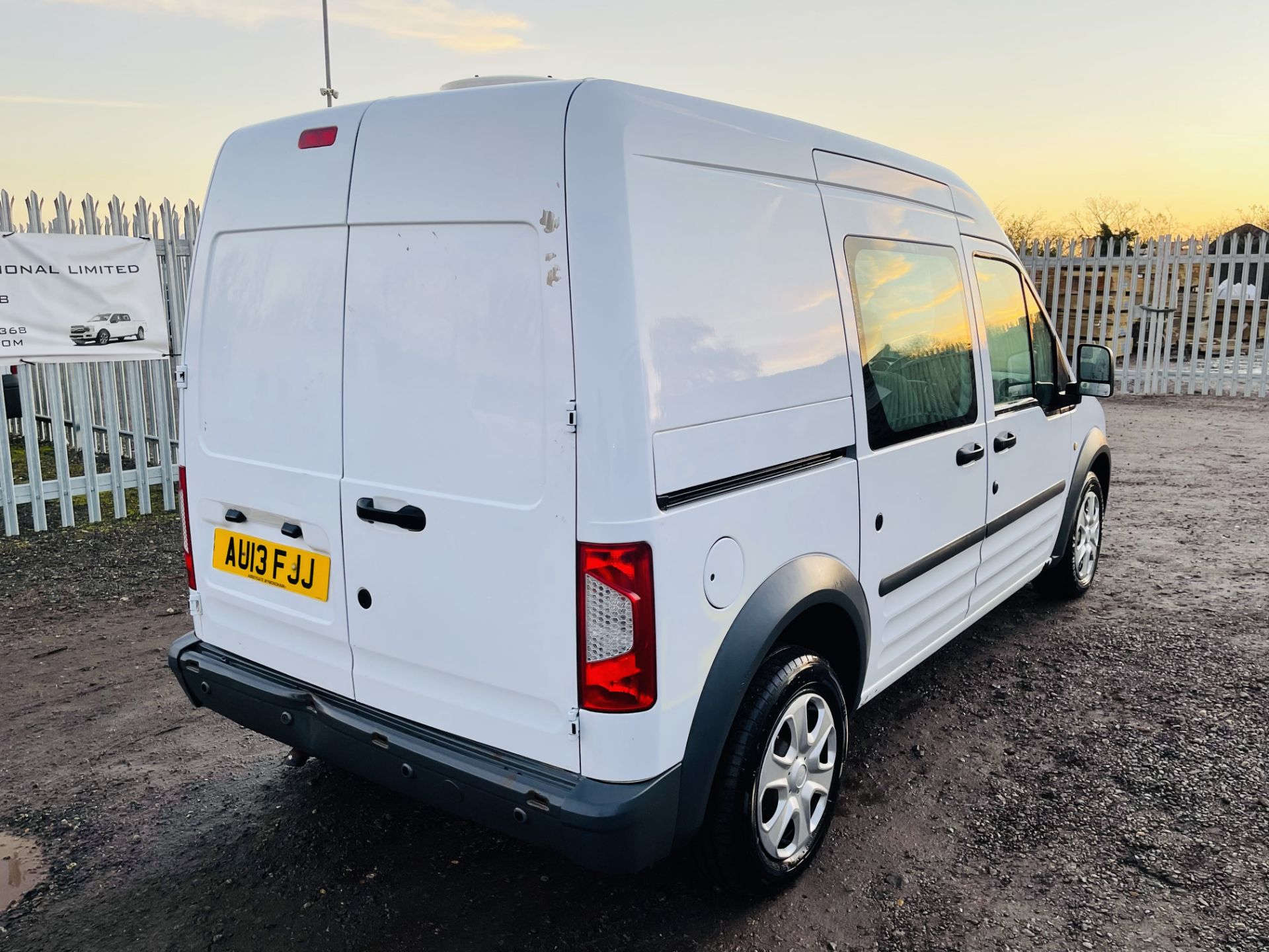 Ford Transit connect 1.8 TDCI LWB High Roof 2013 '13 Reg' A/C Elec pack - Image 13 of 21