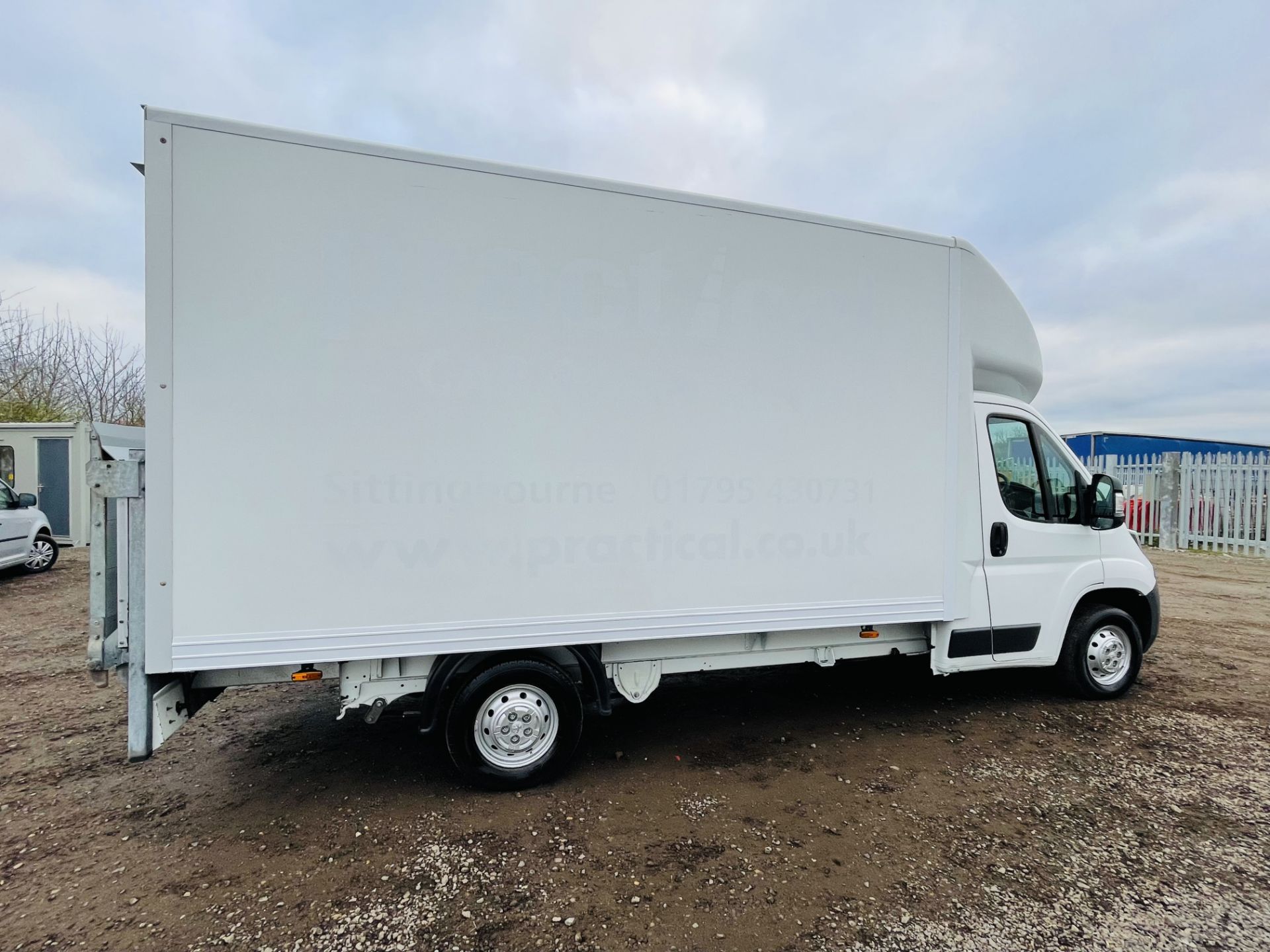 ** ON SALE ** Peugeot Boxer 2.2 HDI 335 L3 2016 '16 Reg' Luton - Tail-Lift - No Vat Save 20% - Image 22 of 26