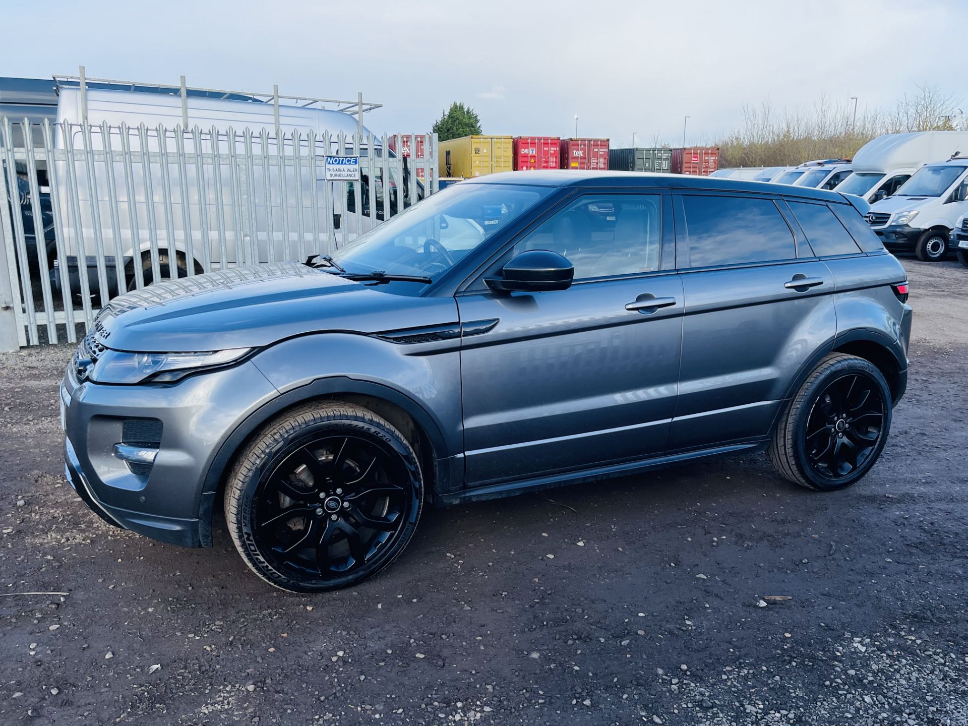 Range Rover Evoque Dynamic 2.2 SD4 4WD Commandshift 2015 '15 Reg' Sat Nav - Panoramic Roof - Image 7 of 38