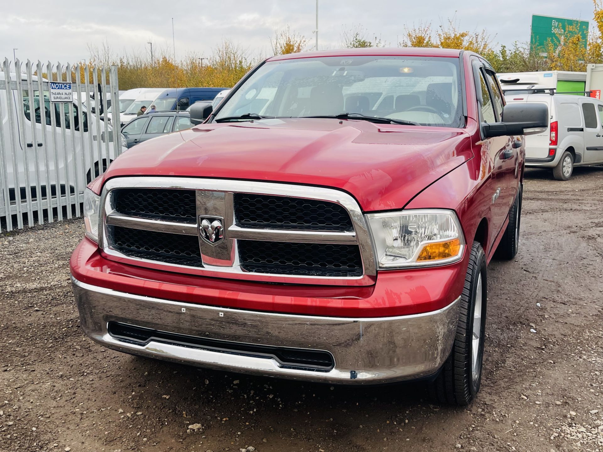 Dodge Ram 5.7 V8 Hemi **SLT Edition** '2009 Year' 4WD Crew-Cab - A/C - 6 Seats - Cruise Control - Image 3 of 29