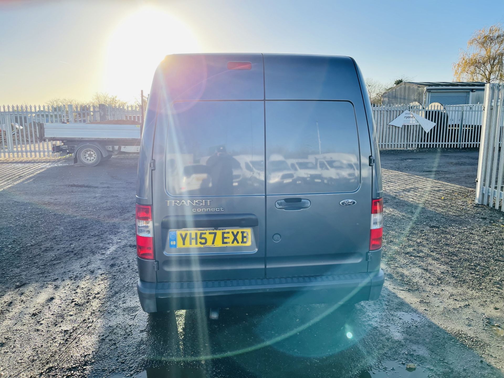Ford Transit Connect 1.8 TDCI T230 LX110 LWB High Roof 2007 '57 Reg' A/C - No vat save 20% - Image 12 of 20