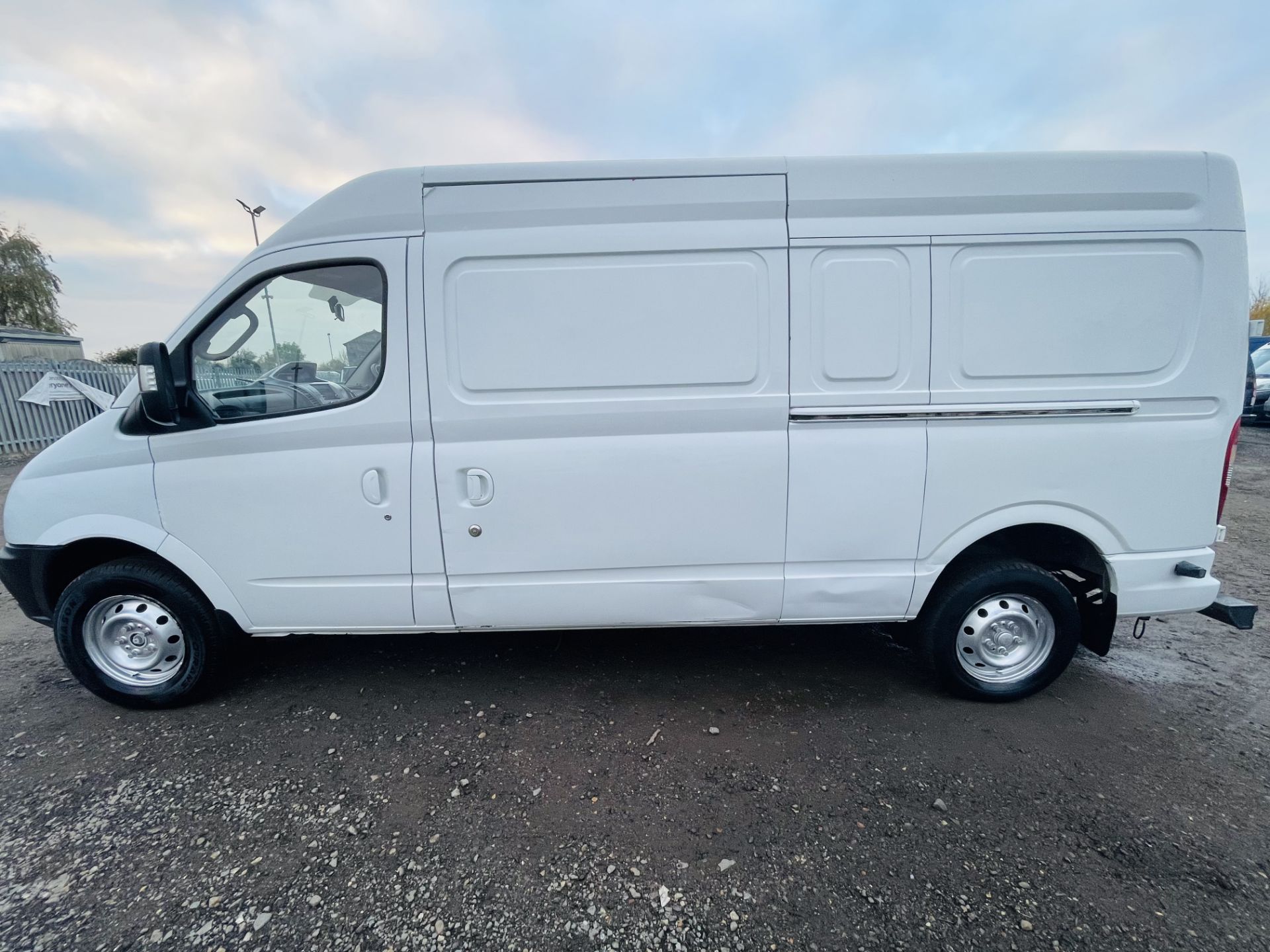 ** ON SALE **LDV V80 2.5 TD L3 H2 136 2016 '16 Reg' Air Con - Long wheel Base - Only Done 68,890 !!! - Image 5 of 19