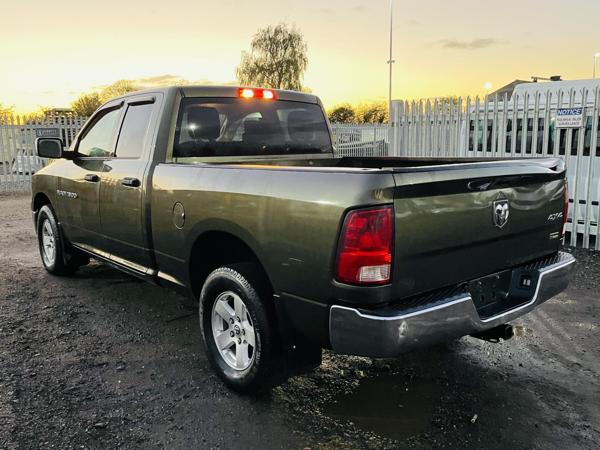 Dodge Ram 4.7 V8 1500 ST 4WD ' 2012 Year ' A/C - Cruise Control - 6 Seats * Fresh Import * - Image 11 of 27