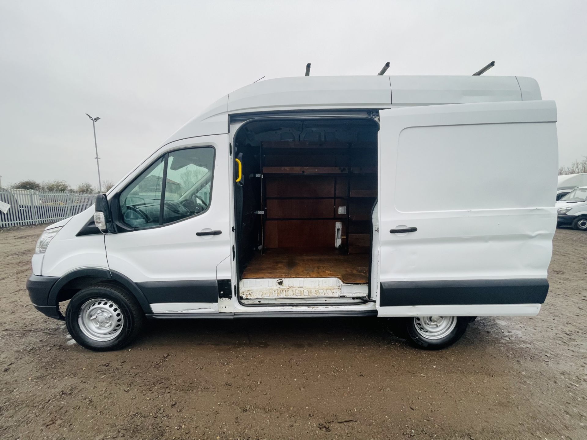 Ford Transit 2.2 TDCI 125 T350 Rwd L2 H3 2016 '16 Reg' - Panel Van - No Vat Save 20% - Image 9 of 21