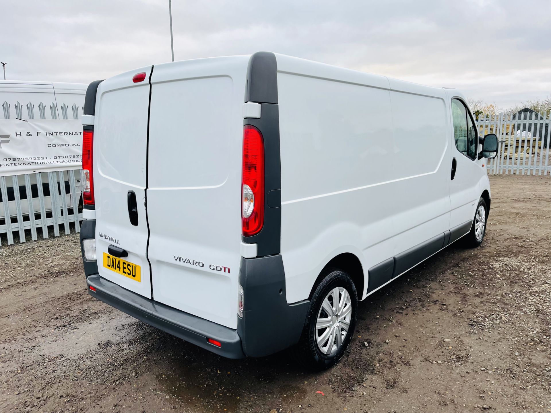 Vauxhall Vivaro 2.0 CDTI 2900 LWB 2014 '14 Reg' Panel Van - Bluetooth Pack - Image 16 of 22