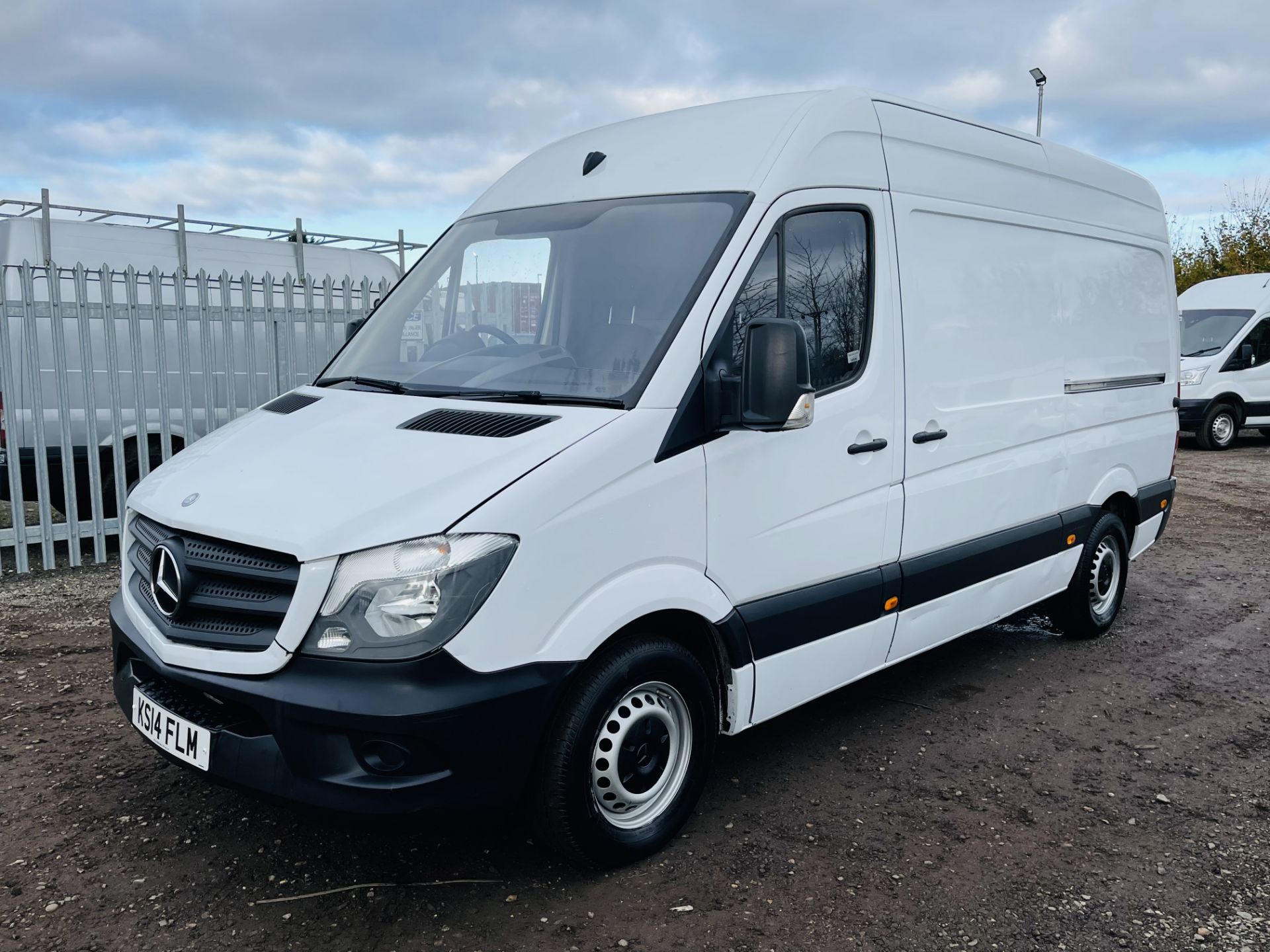 Mercedes-Benz Sprinter 2.1 313 CDI L2 H3 2014 '14 Reg' - Medium Wheel Base - High Roof - Image 5 of 18