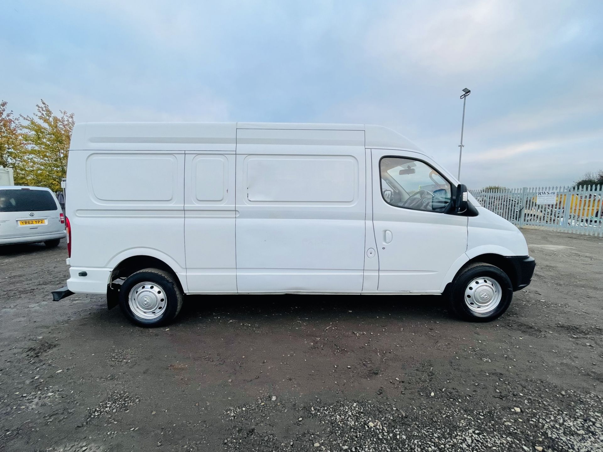 ** ON SALE **LDV V80 2.5 TD L3 H2 136 2016 '16 Reg' Air Con - Long wheel Base - Only Done 68,890 !!! - Image 11 of 19