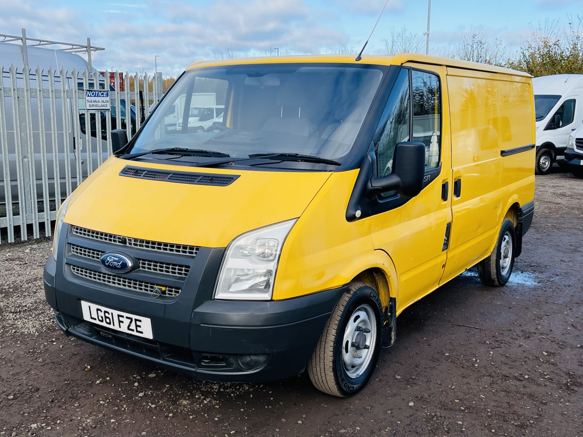 Ford Transit 2.2 TDCI 125 T300 L1 H1 FWD 2011 '61 Reg' Air Con - Elec Pack - No Vat Save 20% - Image 4 of 19