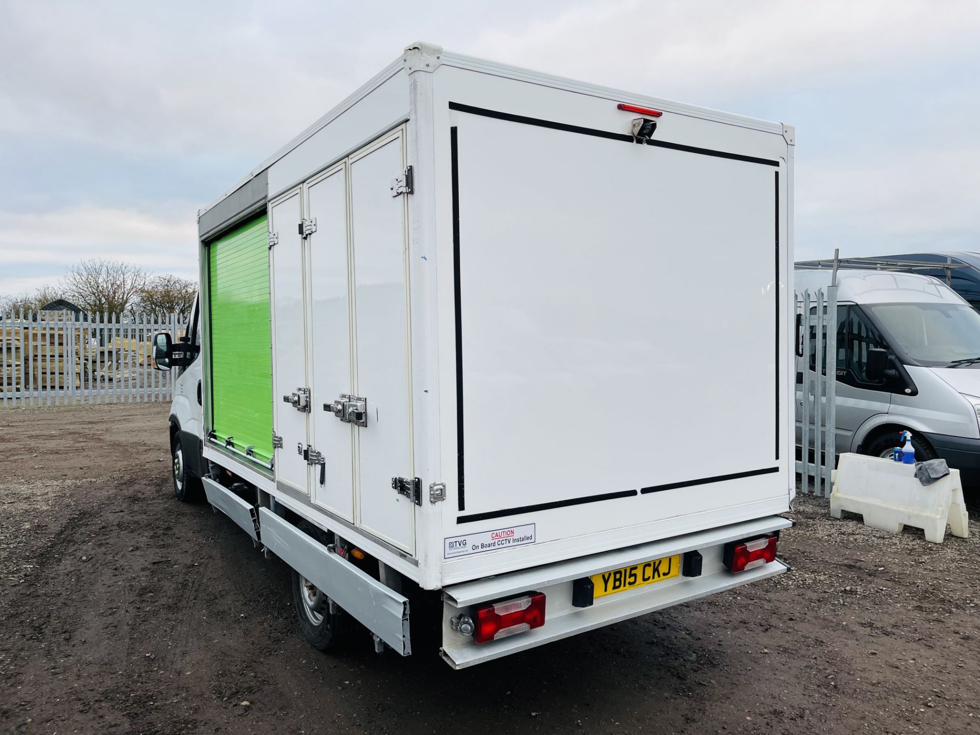 ** ON SALE ** Iveco Daily 35S11 L2 2.3 HPI **Automatic** 105 Bhp 2015 '15 Reg' GAH Fridge - - Image 10 of 23